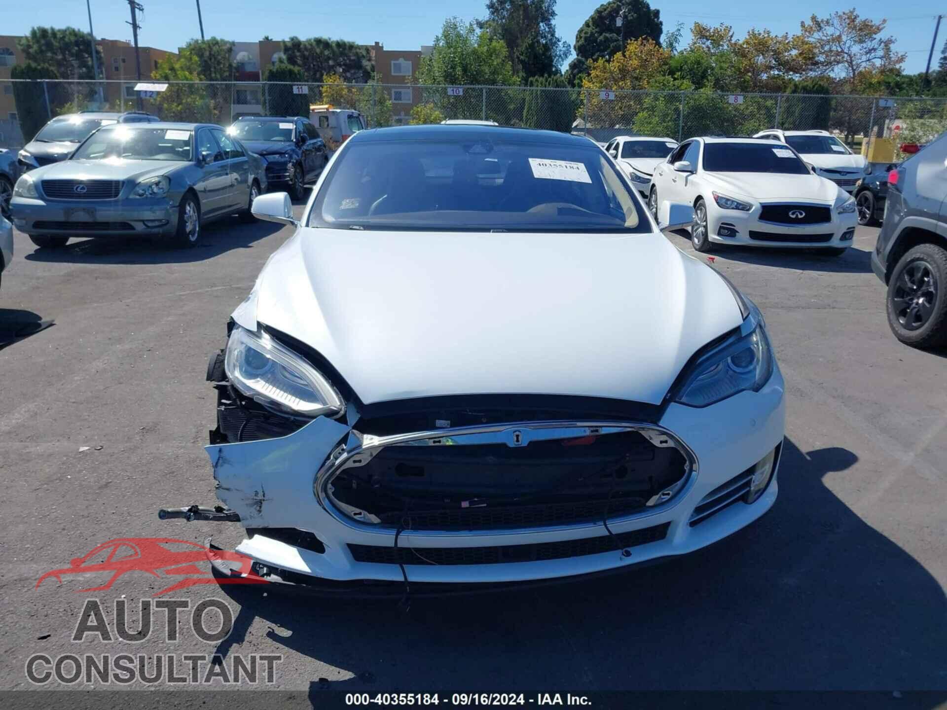 TESLA MODEL S 2014 - 5YJSA1H2XEFP62603