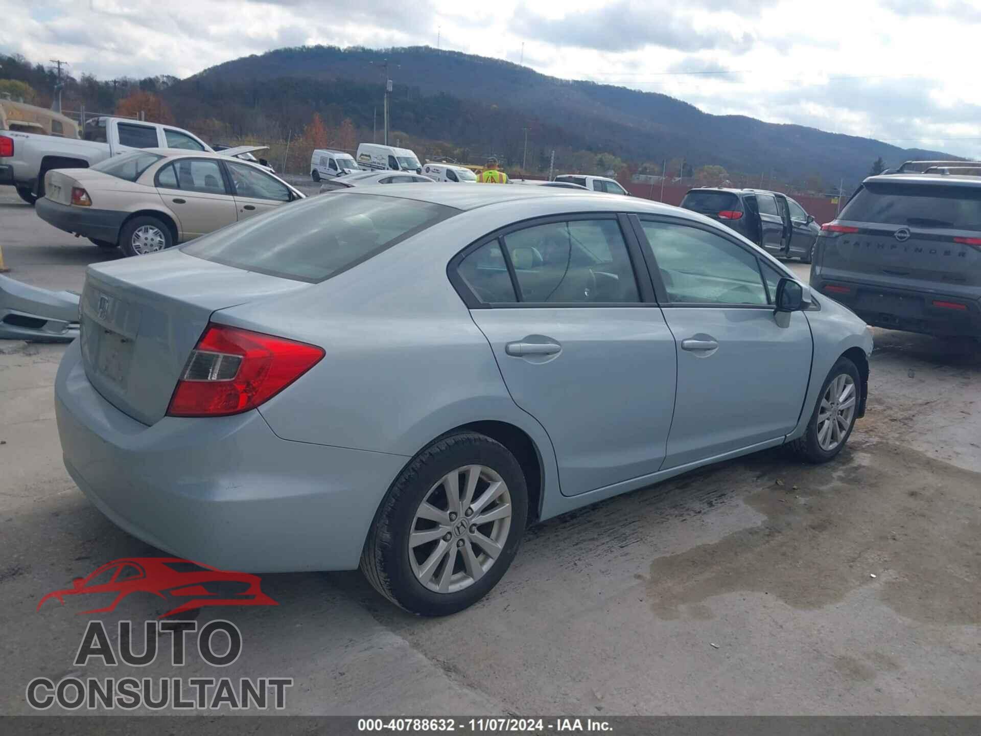 HONDA CIVIC 2012 - 19XFB2F88CE356589