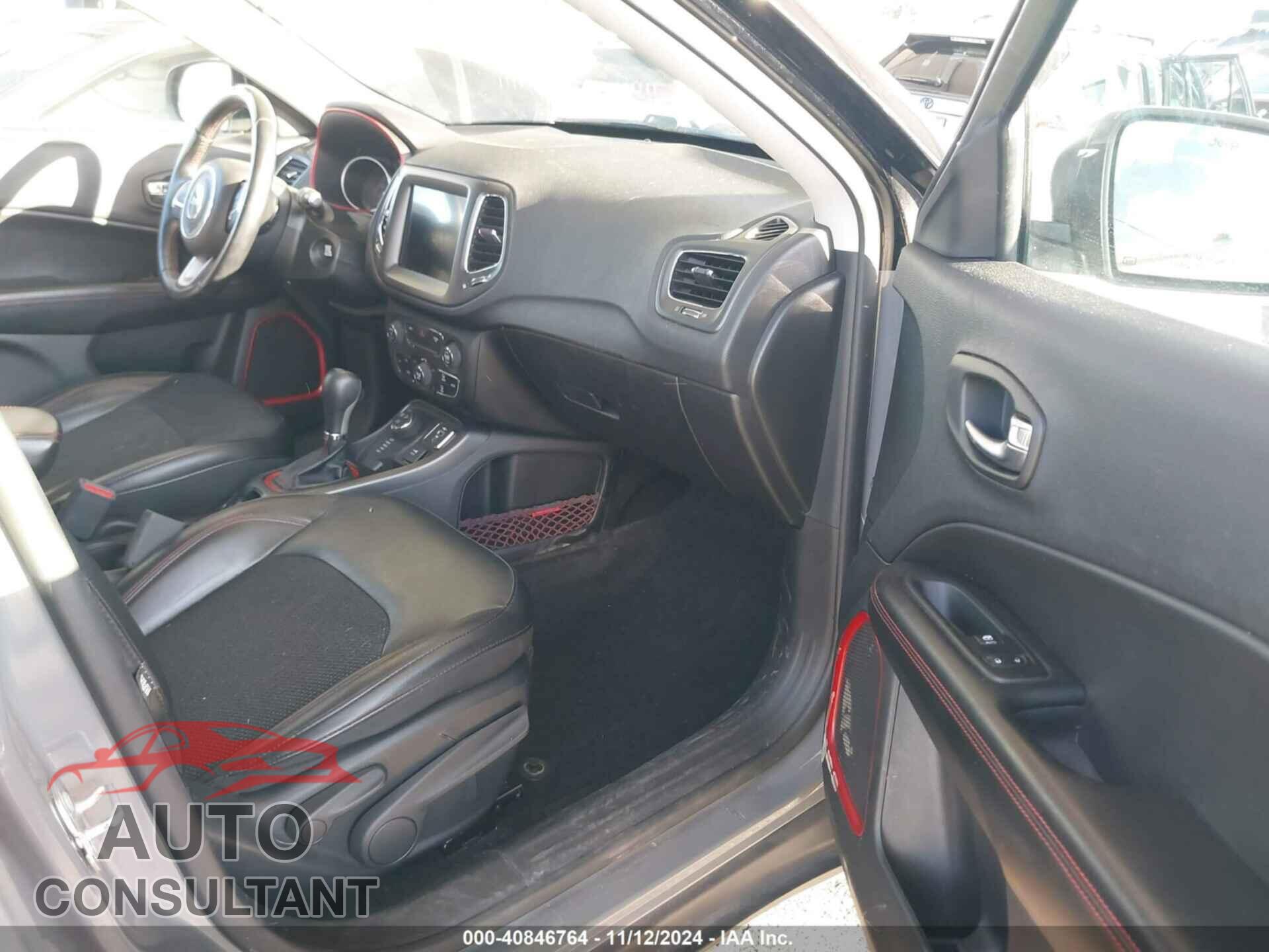 JEEP COMPASS 2020 - 3C4NJDDB9LT161945