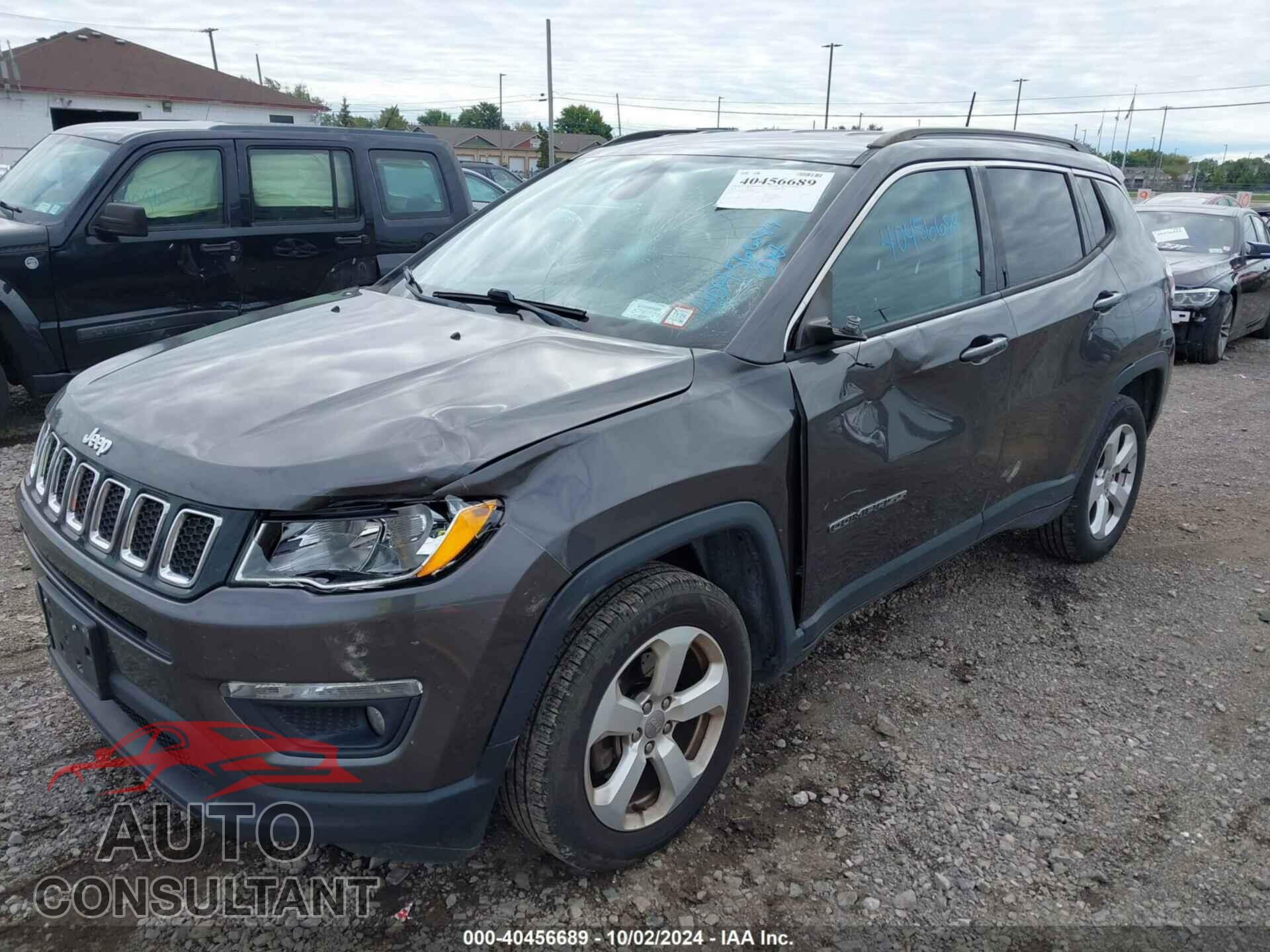 JEEP COMPASS 2018 - 3C4NJDBB9JT349848