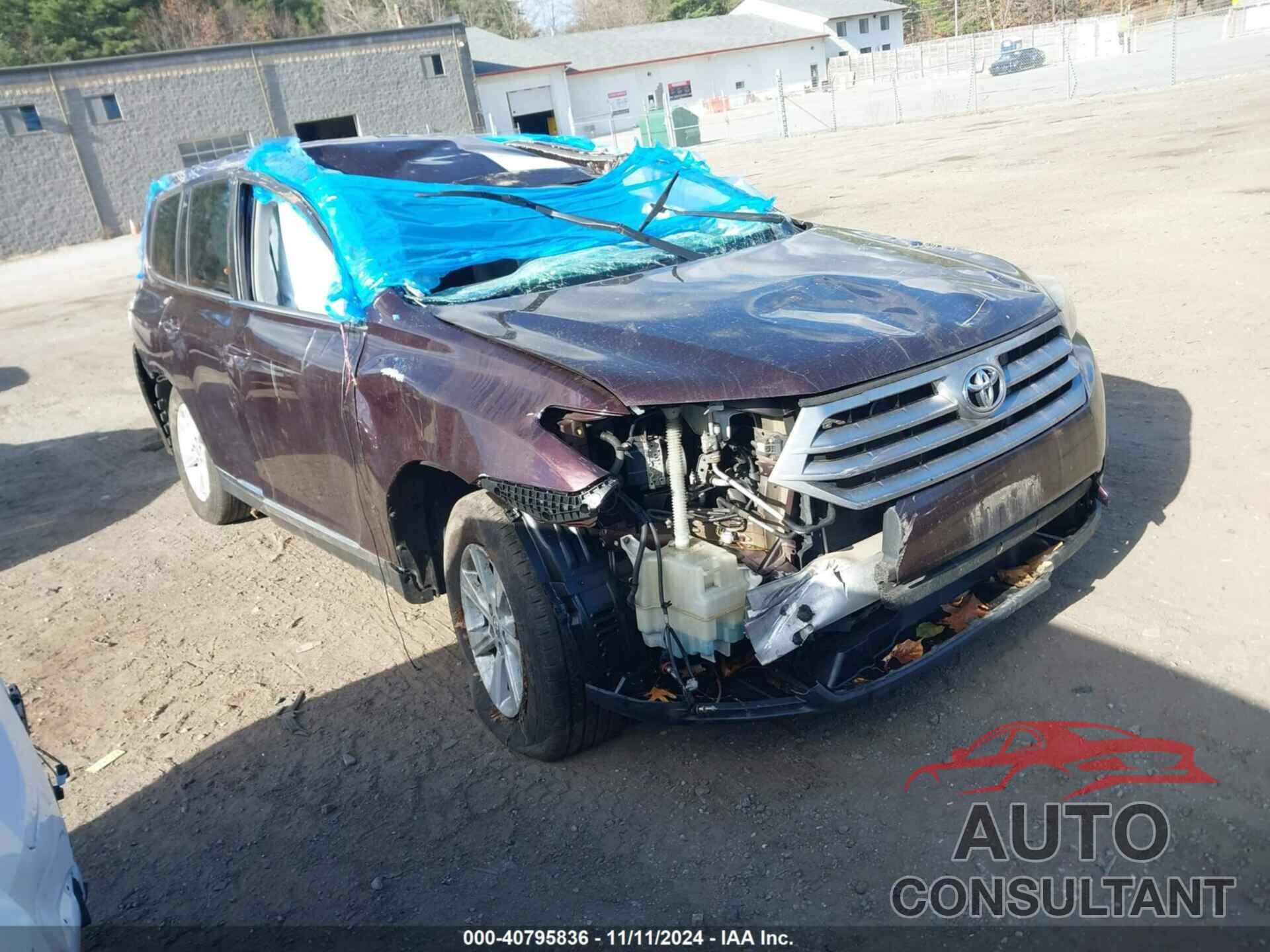 TOYOTA HIGHLANDER 2013 - 5TDBK3EH4DS275232