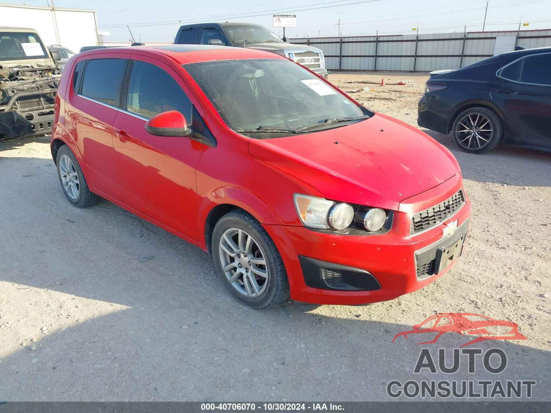 CHEVROLET SONIC 2016 - 1G1JC6SB6G4128185
