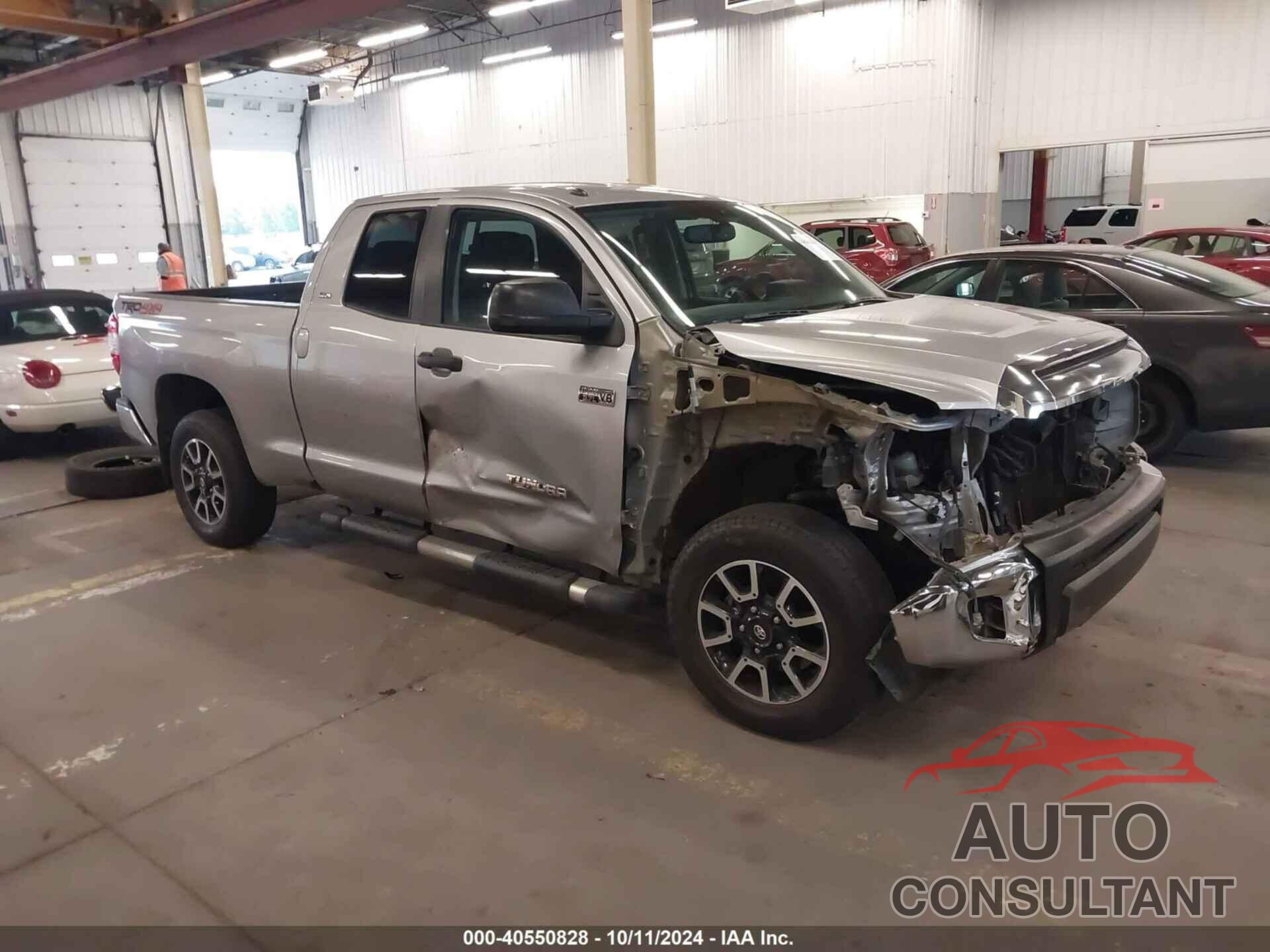 TOYOTA TUNDRA 2016 - 5TFUY5F17GX499923