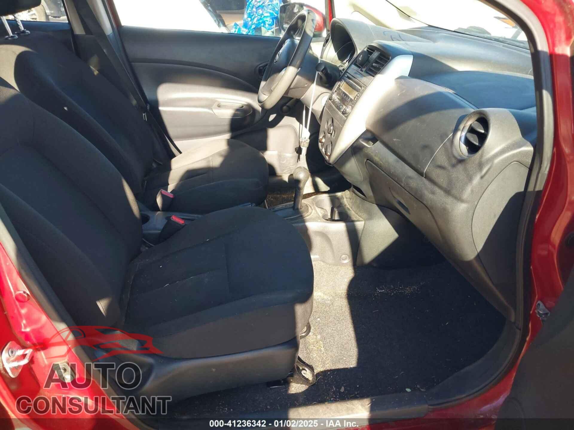 NISSAN VERSA NOTE 2015 - 3N1CE2CP1FL444988