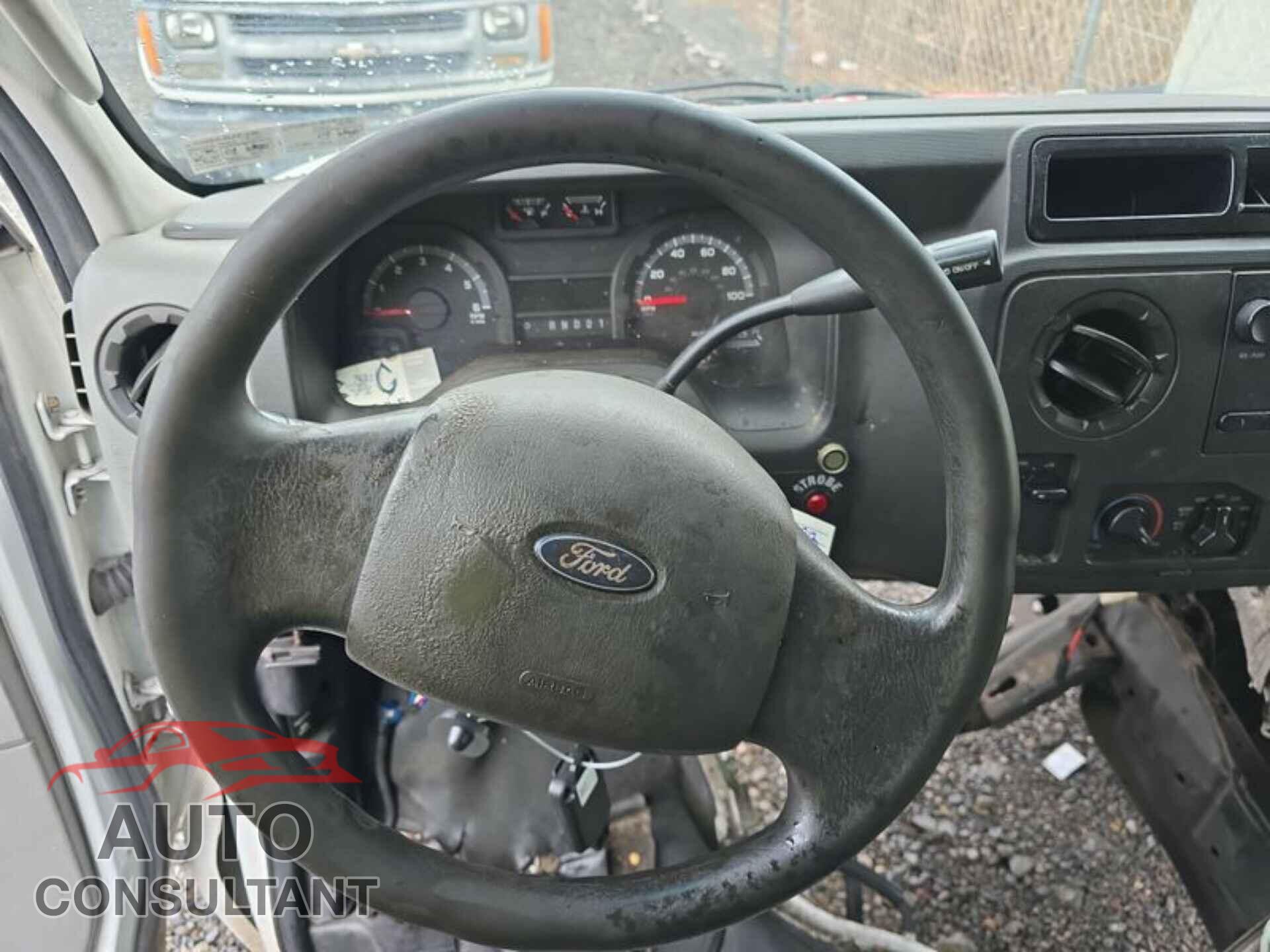 FORD ECONOLINE 2014 - 1FTNE2EL8EDB13880
