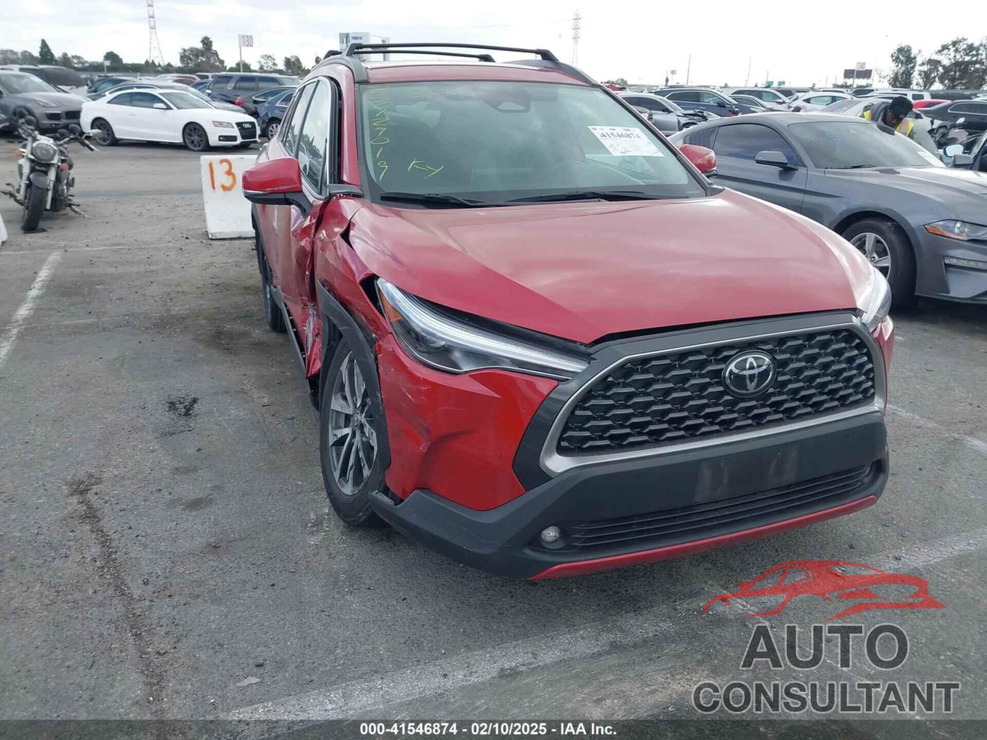 TOYOTA COROLLA CROSS 2023 - 7MUEAAAG2PV044583