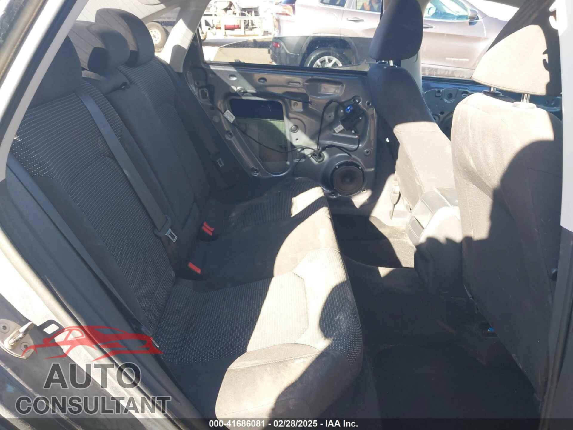 VOLKSWAGEN PASSAT 2017 - 1VWAT7A39HC071640