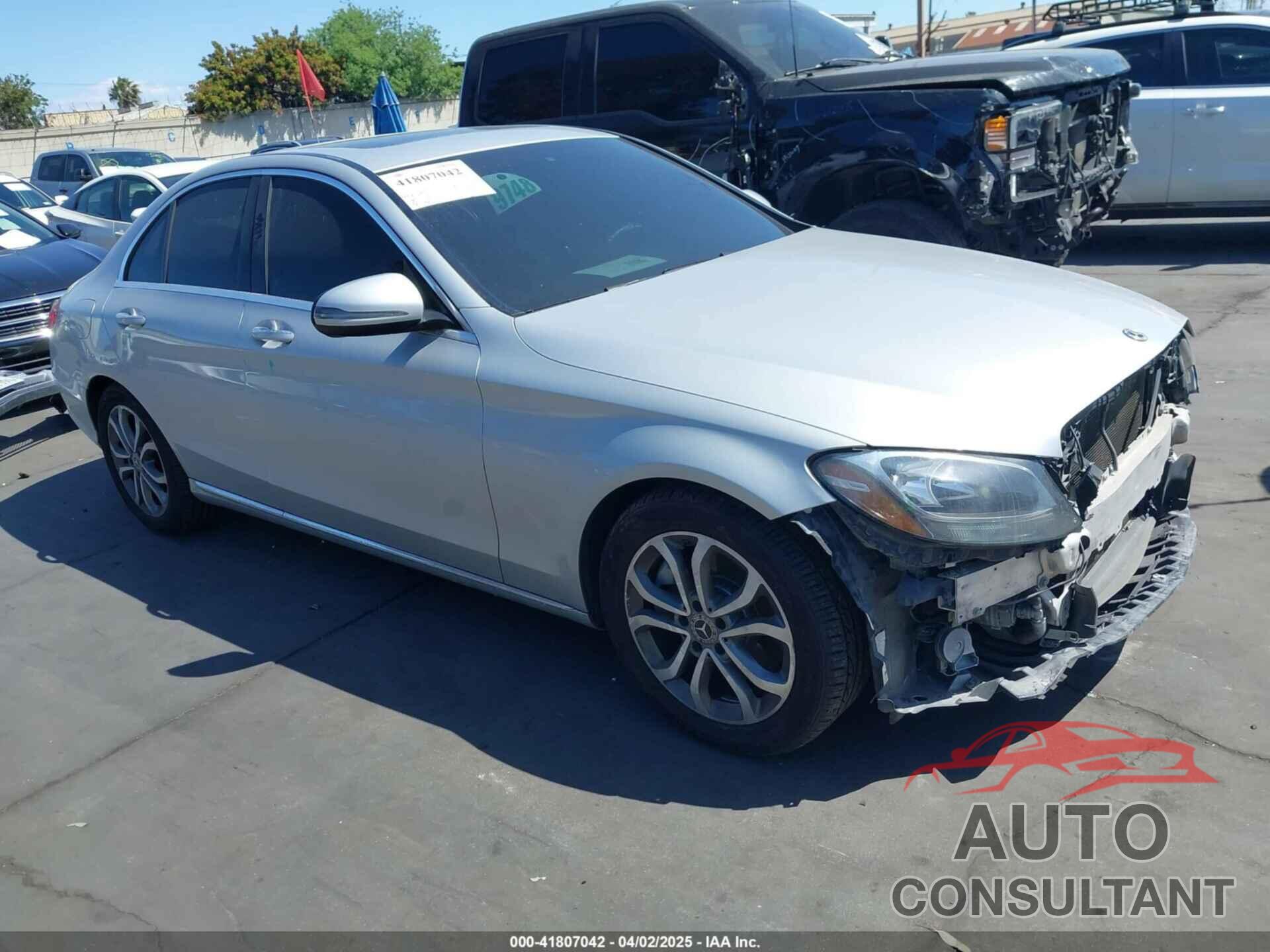MERCEDES-BENZ C 300 2018 - 55SWF4JB4JU257082