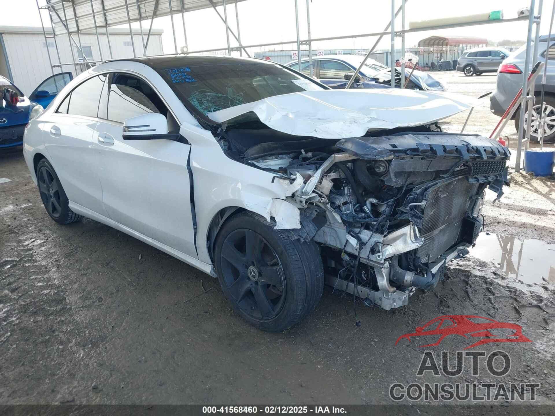 MERCEDES-BENZ CLA 250 2019 - WDDSJ4EB0KN736164
