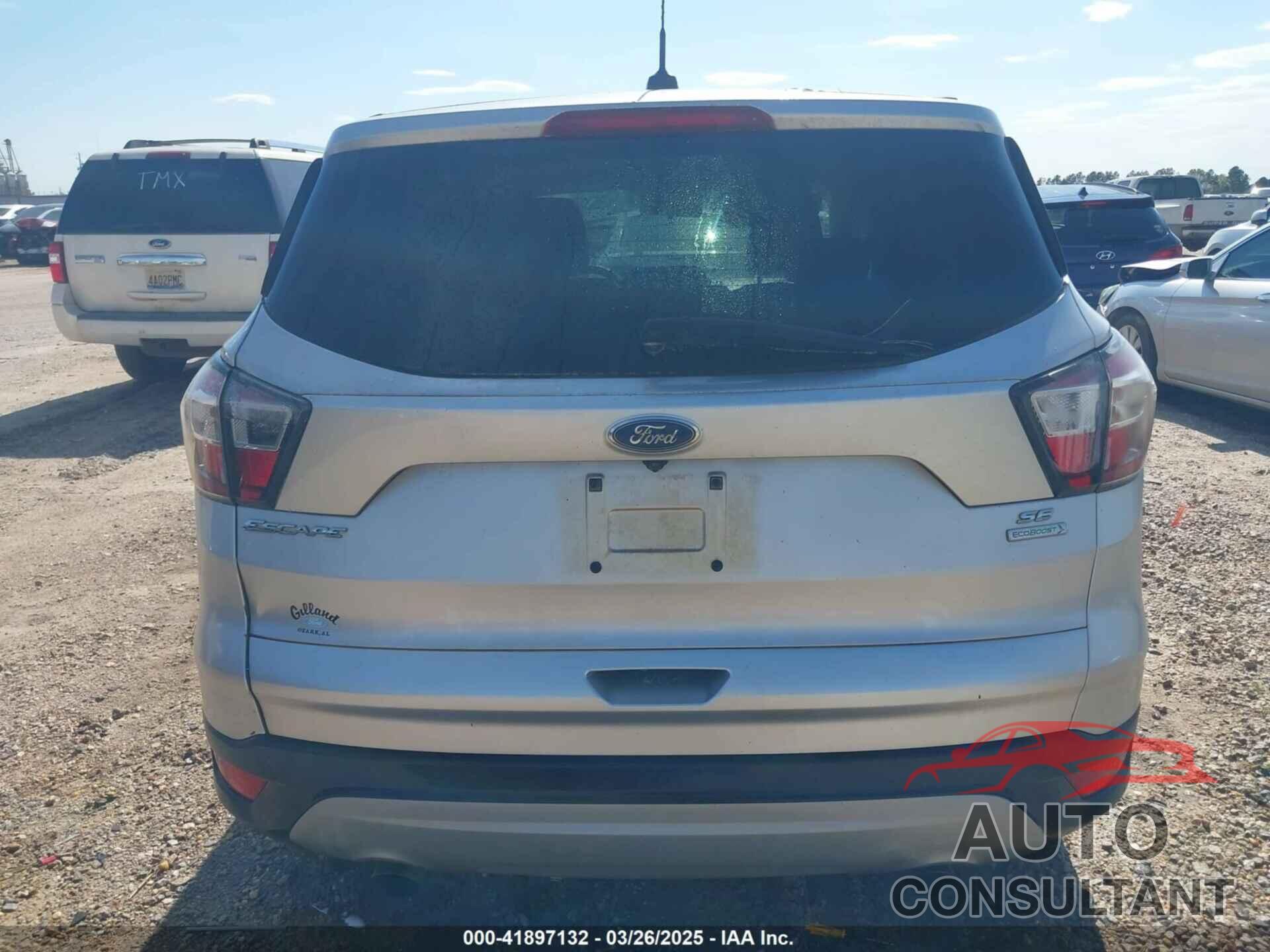 FORD ESCAPE 2017 - 1FMCU0GD0HUB35831