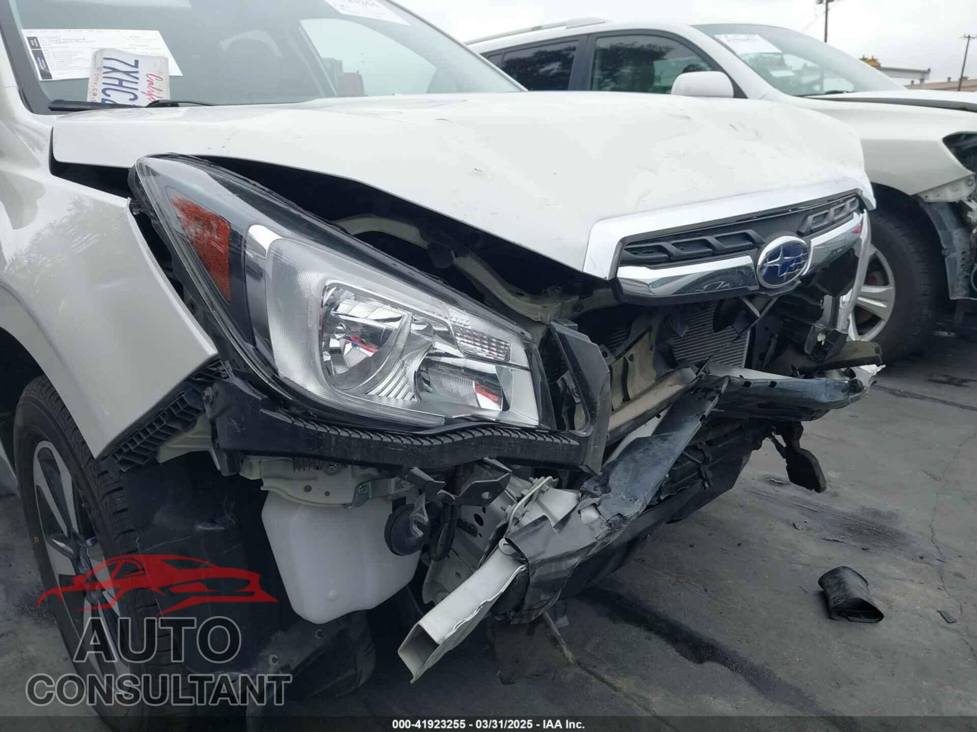 SUBARU FORESTER 2017 - JF2SJAEC0HH539666