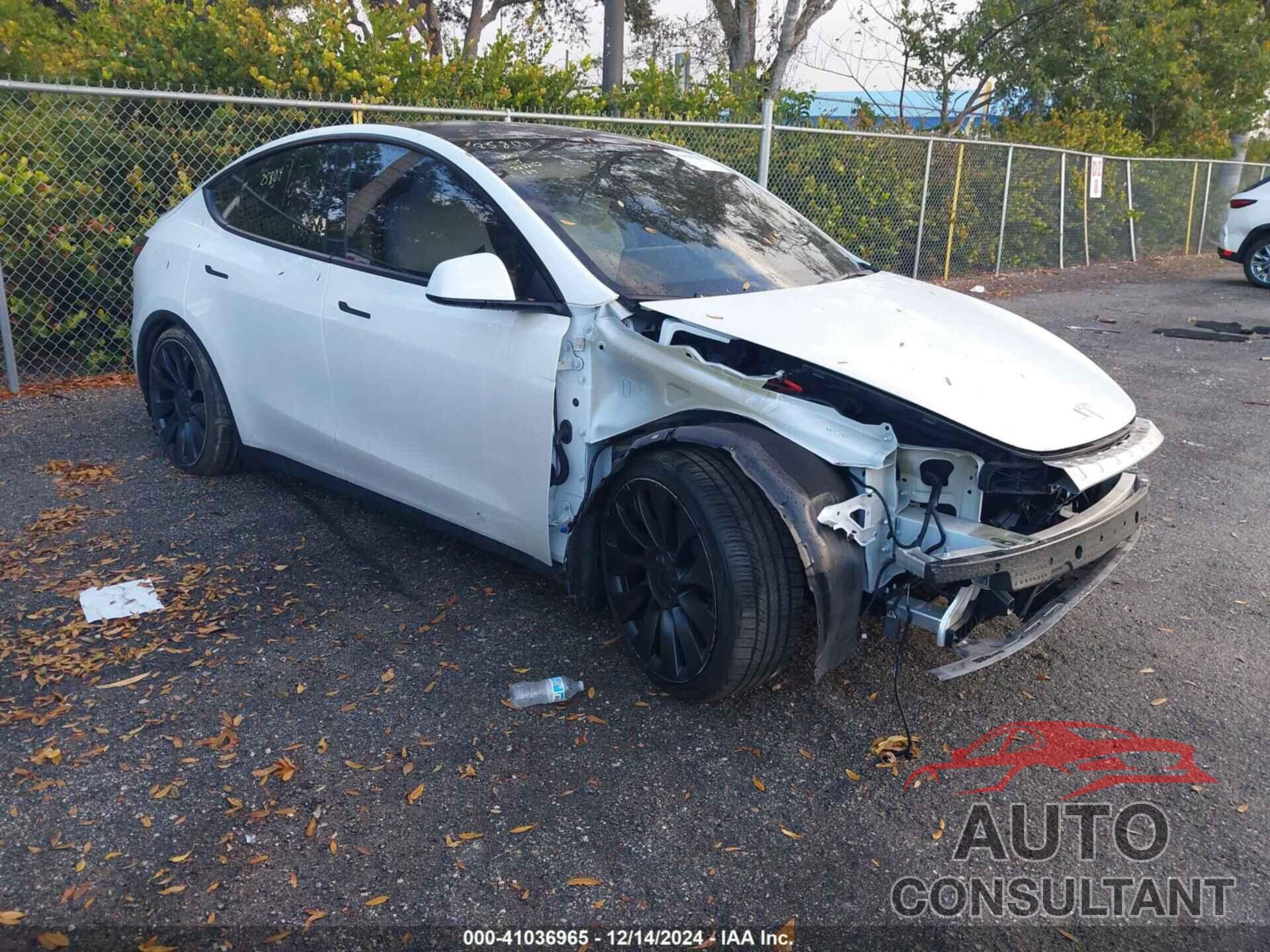 TESLA MODEL Y 2023 - 7SAYGDEF7PF902260