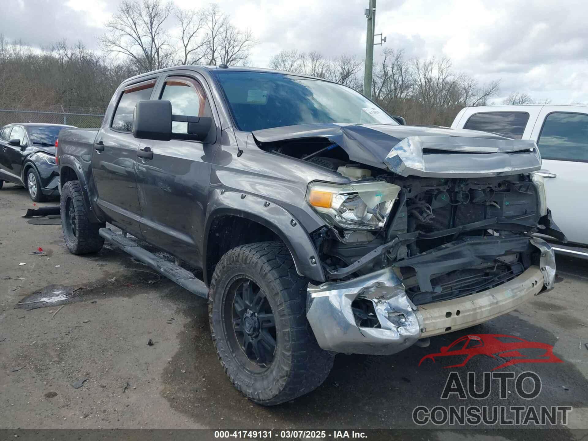 TOYOTA TUNDRA 2014 - 5TFDW5F14EX381623