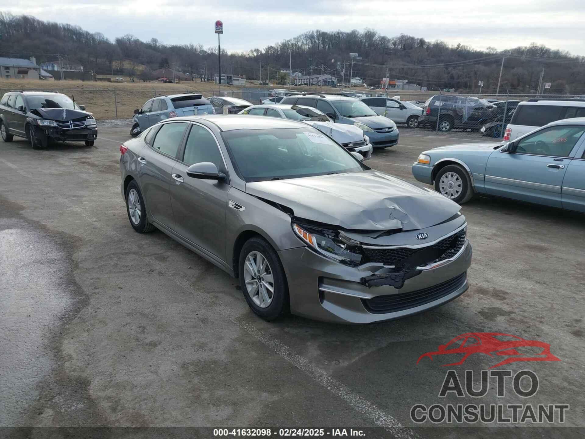 KIA OPTIMA 2018 - 5XXGT4L36JG182175
