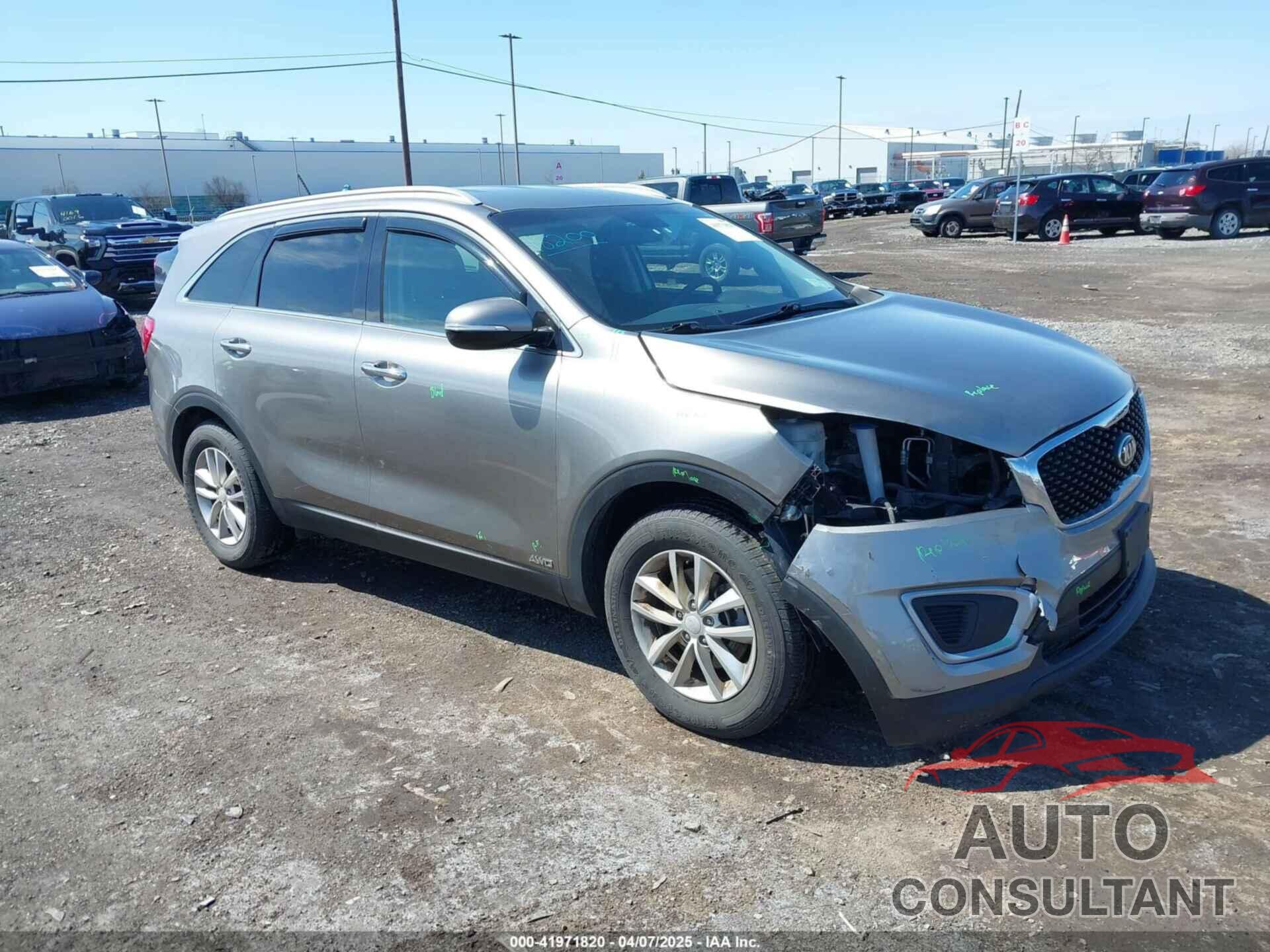 KIA SORENTO 2017 - 5XYPGDA33HG320641
