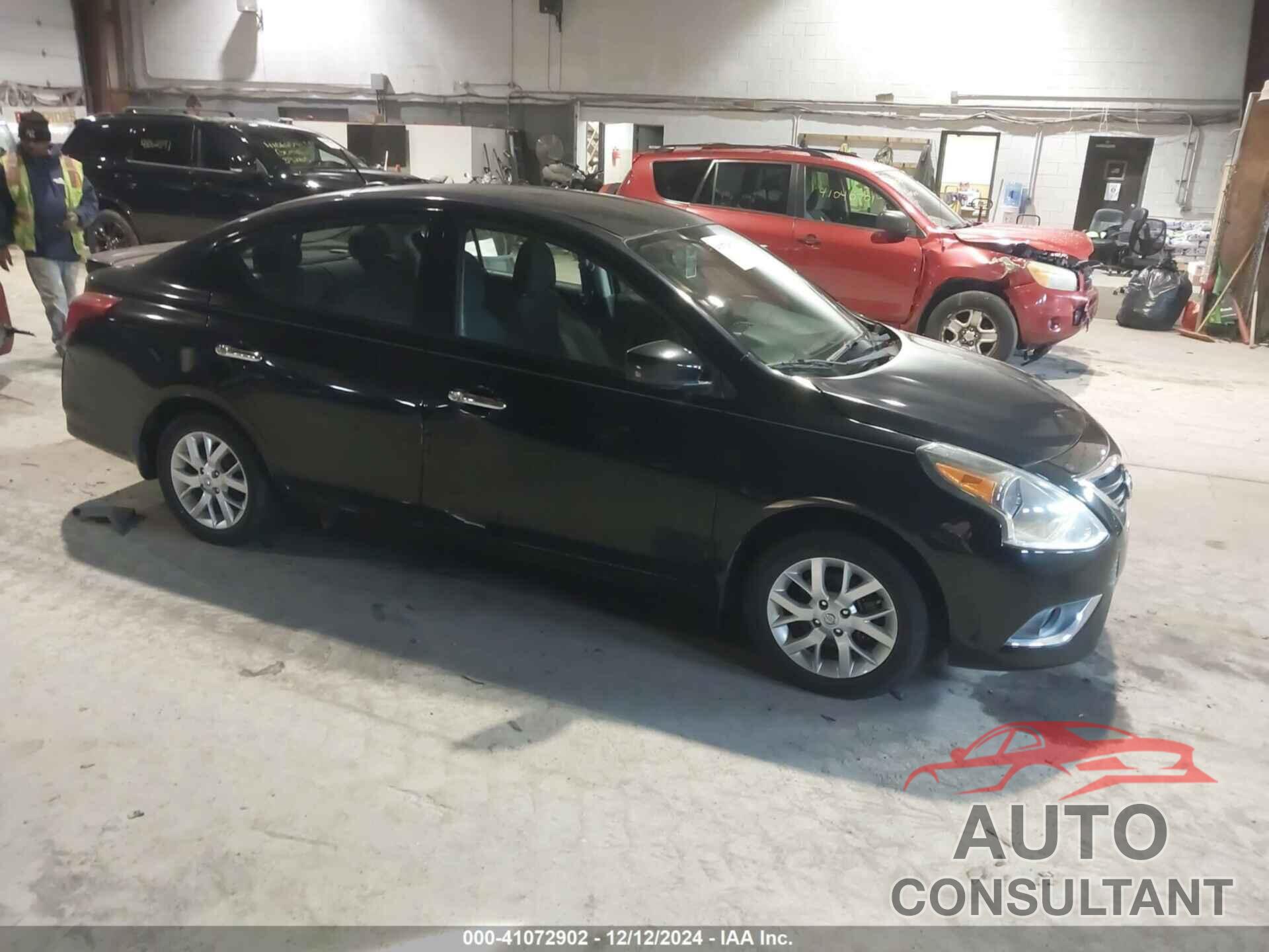 NISSAN VERSA 2017 - 3N1CN7AP0HL806781