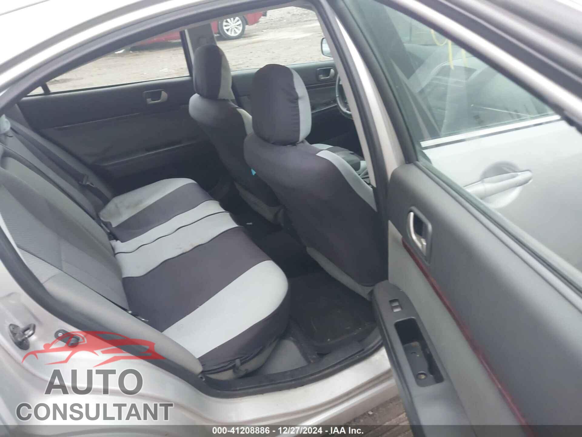 MITSUBISHI GALANT 2011 - 4A32B3FFXBE029430
