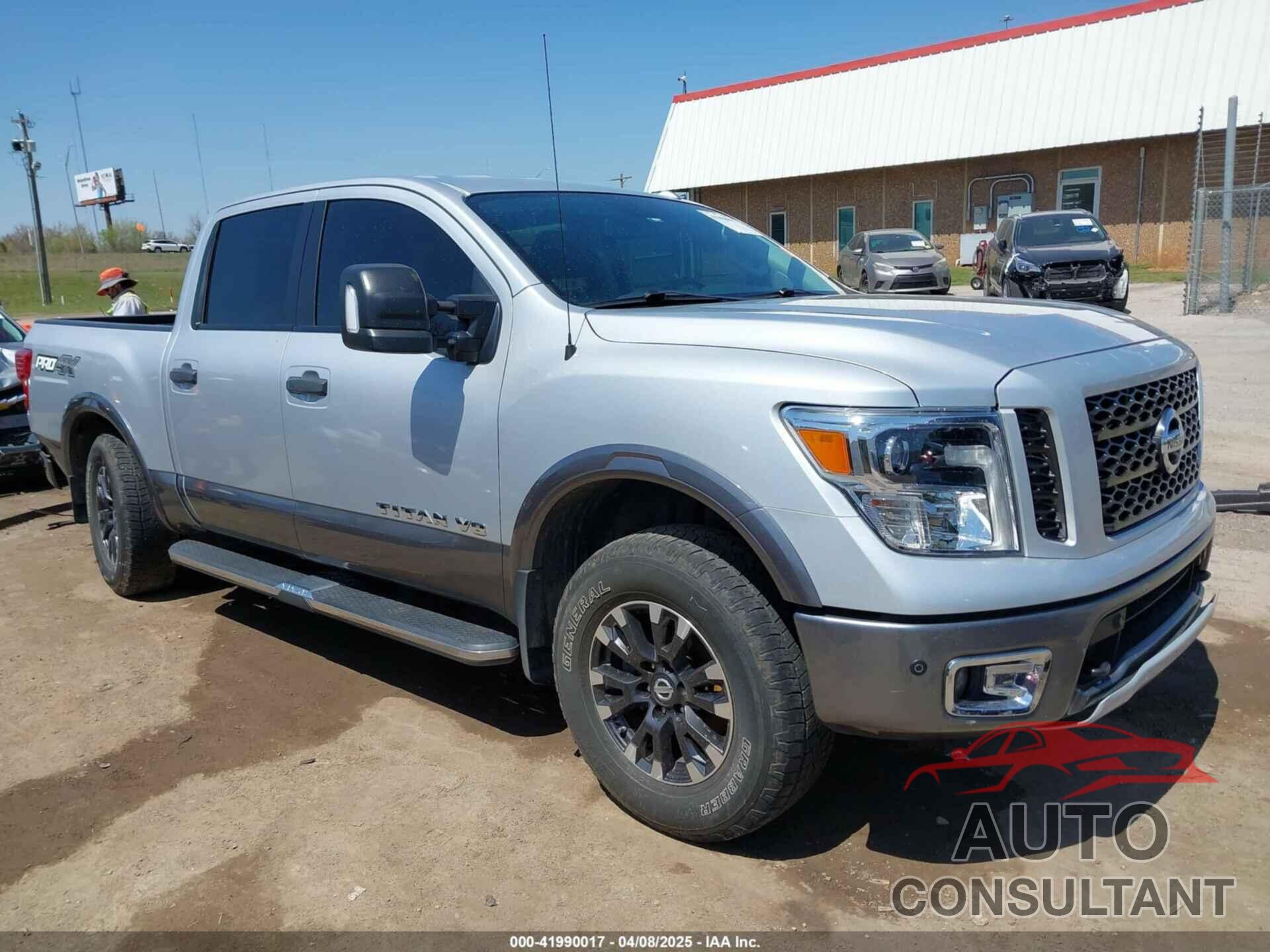 NISSAN TITAN 2018 - 1N6AA1E53JN551228