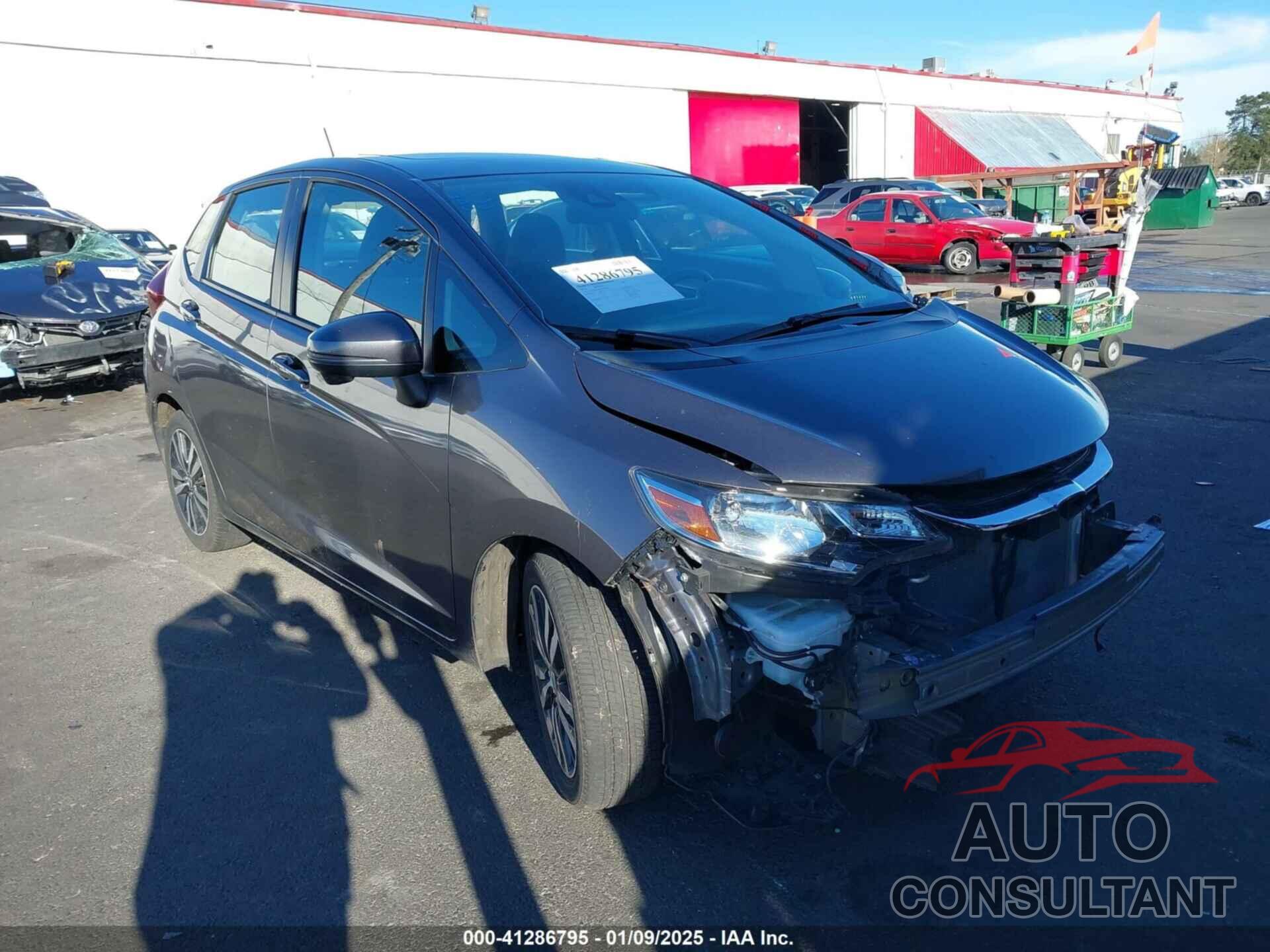 HONDA FIT 2019 - 3HGGK5H86KM737950