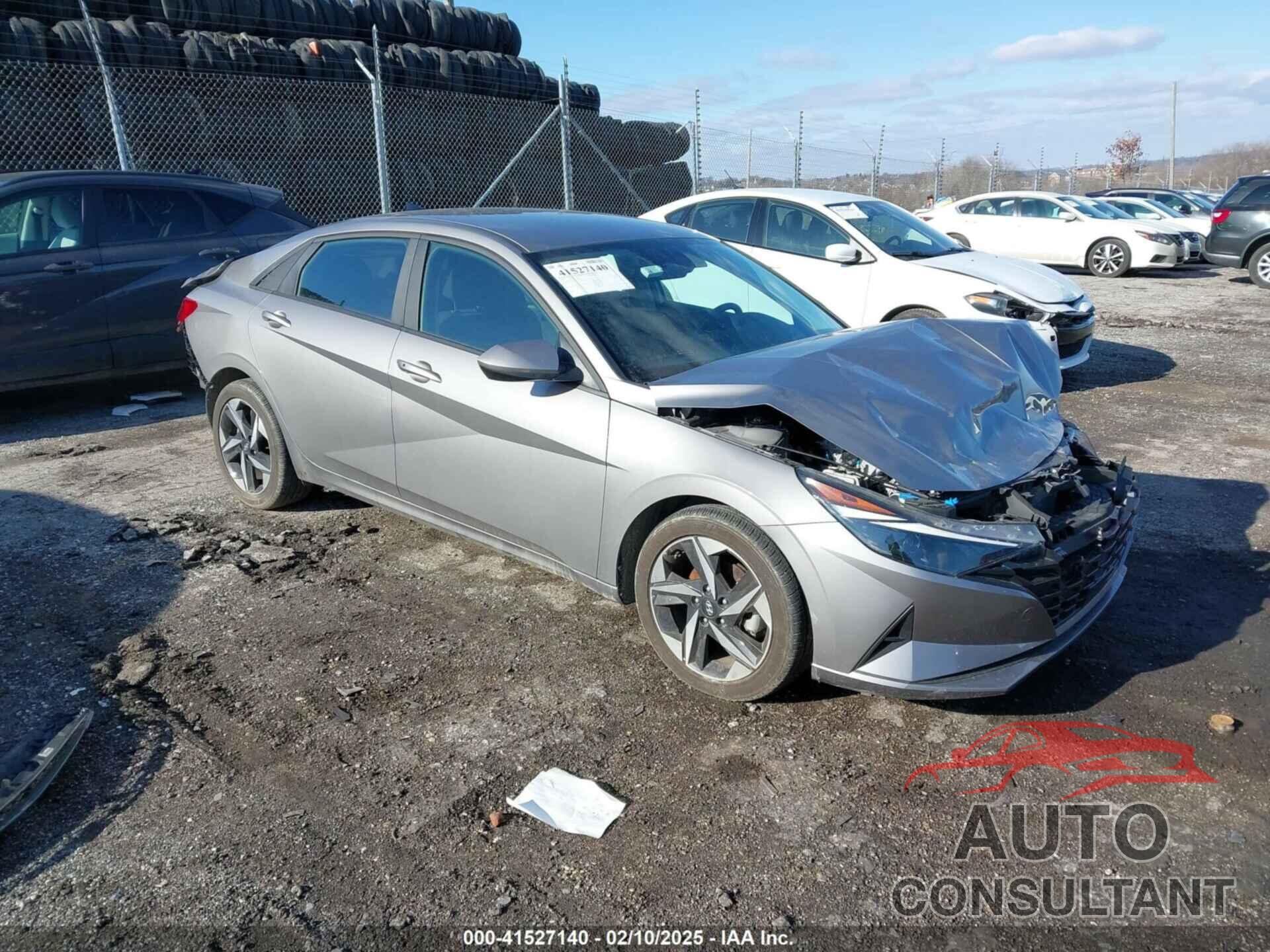 HYUNDAI ELANTRA 2023 - KMHLS4AG3PU548390