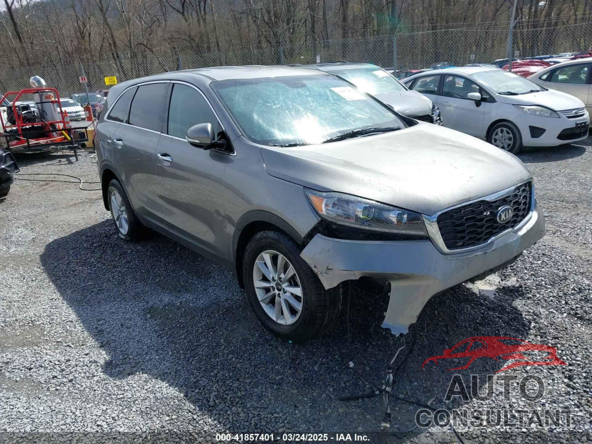 KIA SORENTO 2019 - 5XYPG4A32KG512687