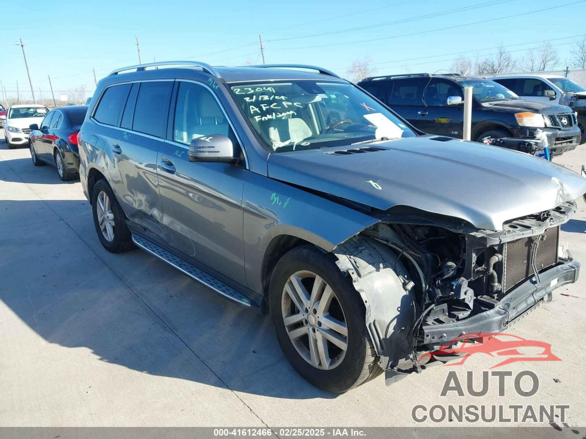 MERCEDES-BENZ GL 450 2015 - 4JGDF6EE2FA517662