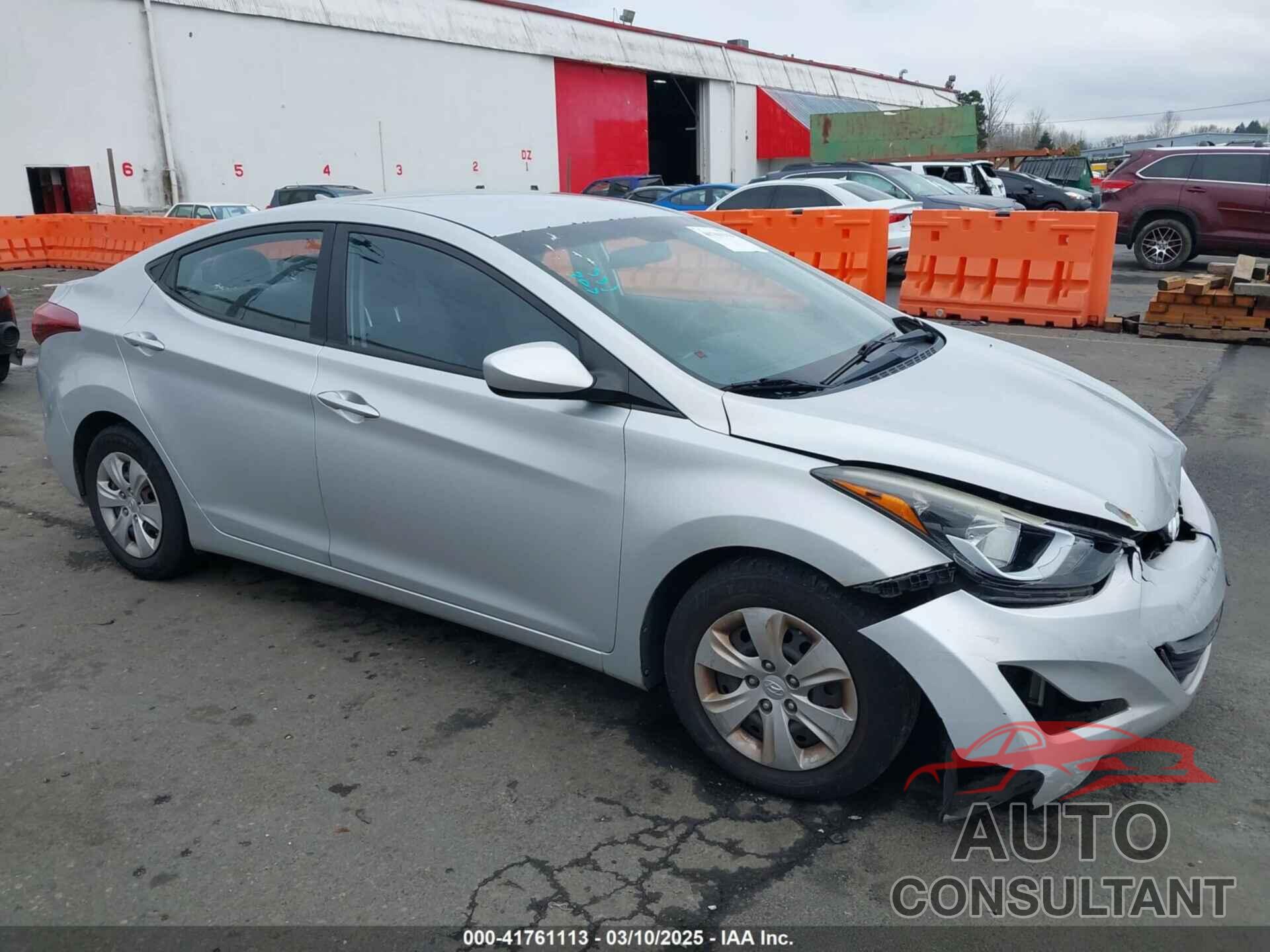 HYUNDAI ELANTRA 2016 - 5NPDH4AE5GH756867