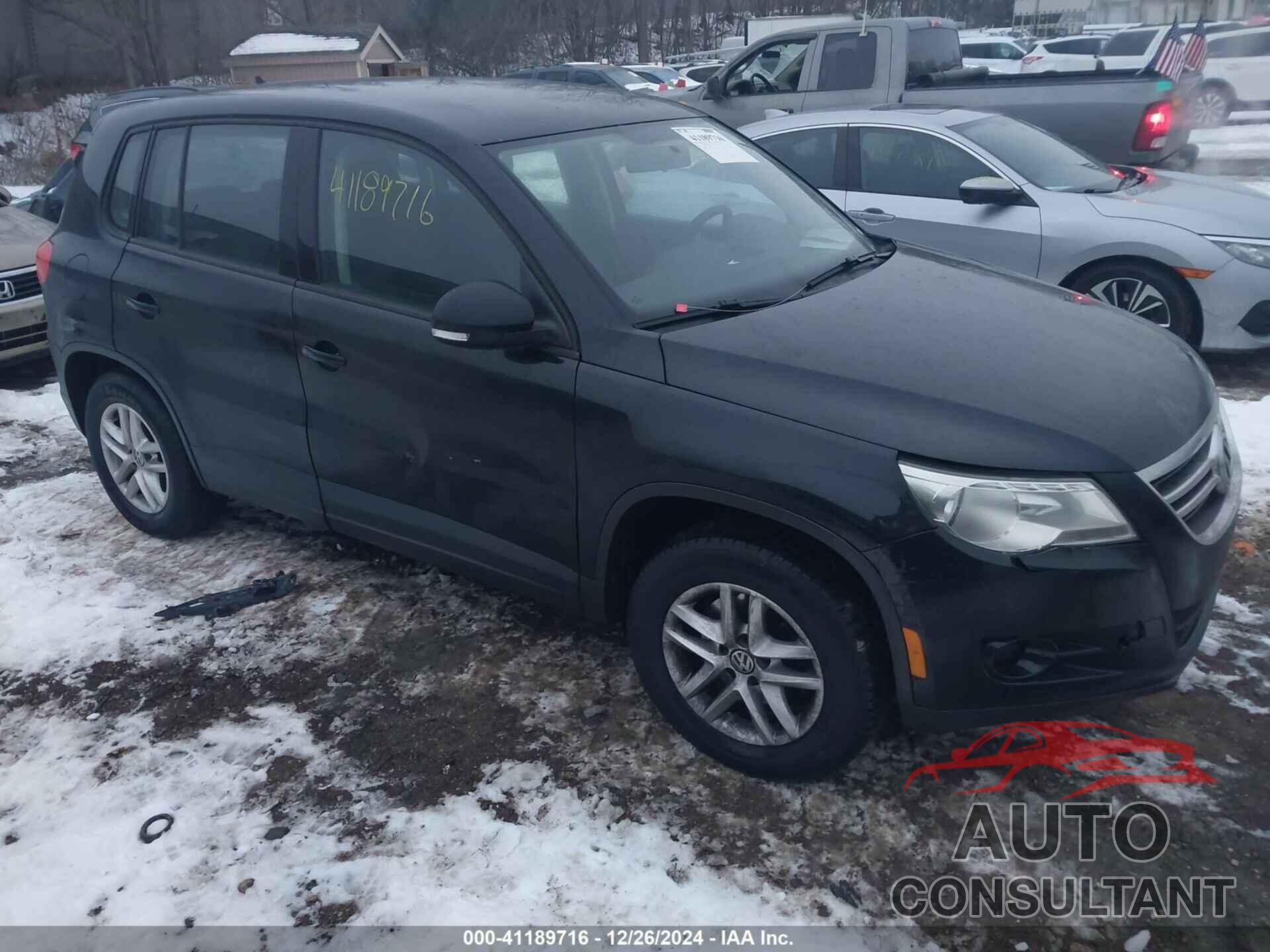 VOLKSWAGEN TIGUAN 2011 - WVGBV7AX7BW537877