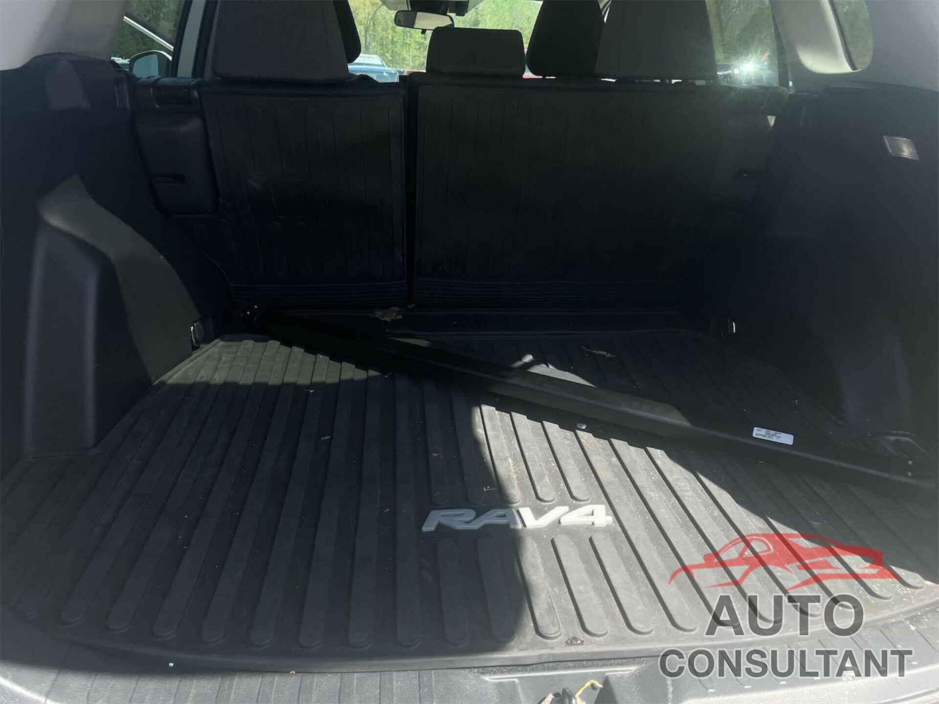 TOYOTA RAV4 HYBRID 2023 - 2T3RWRFV9PW178511