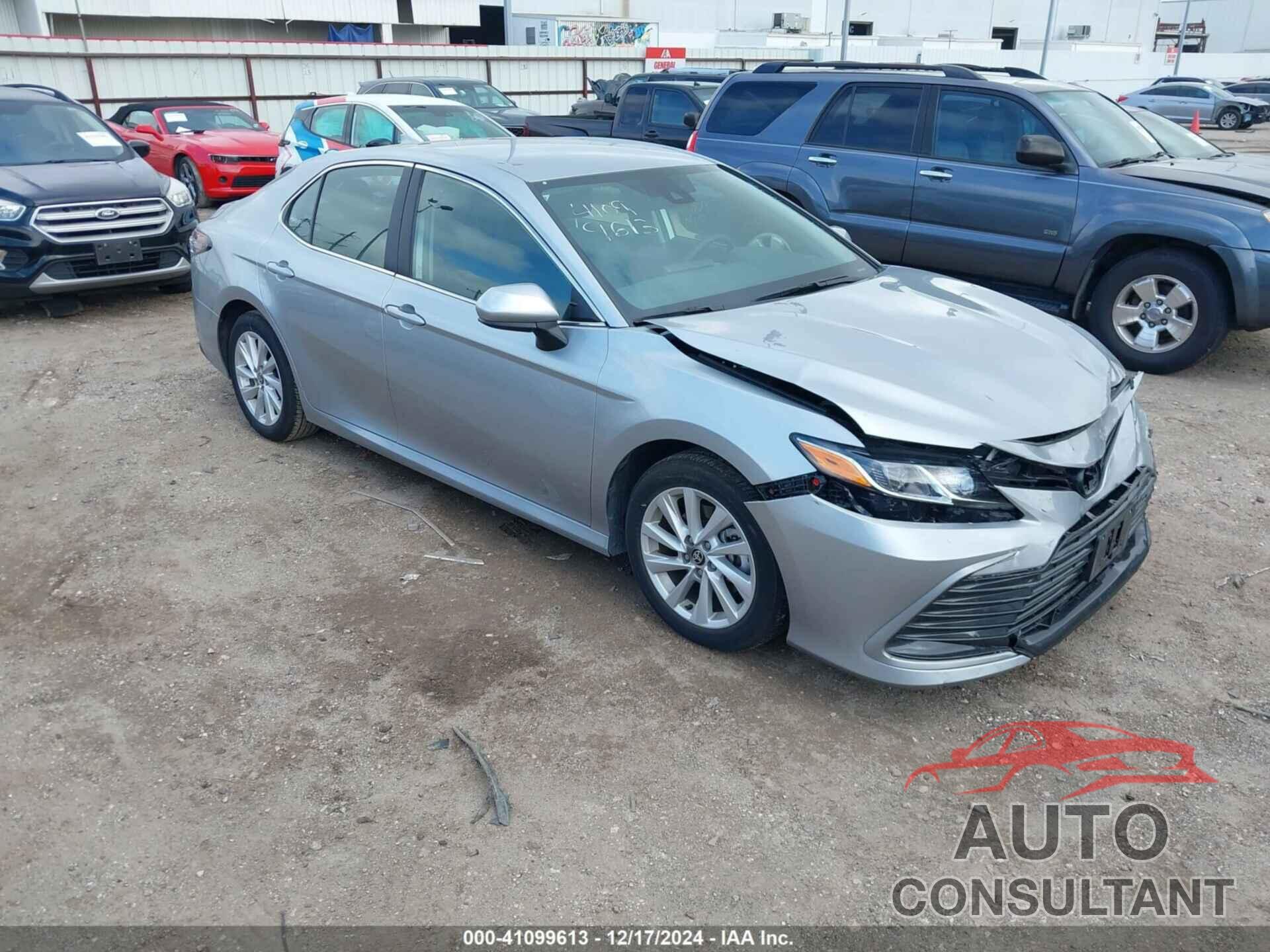 TOYOTA CAMRY 2024 - 4T1C11AK5RU901236