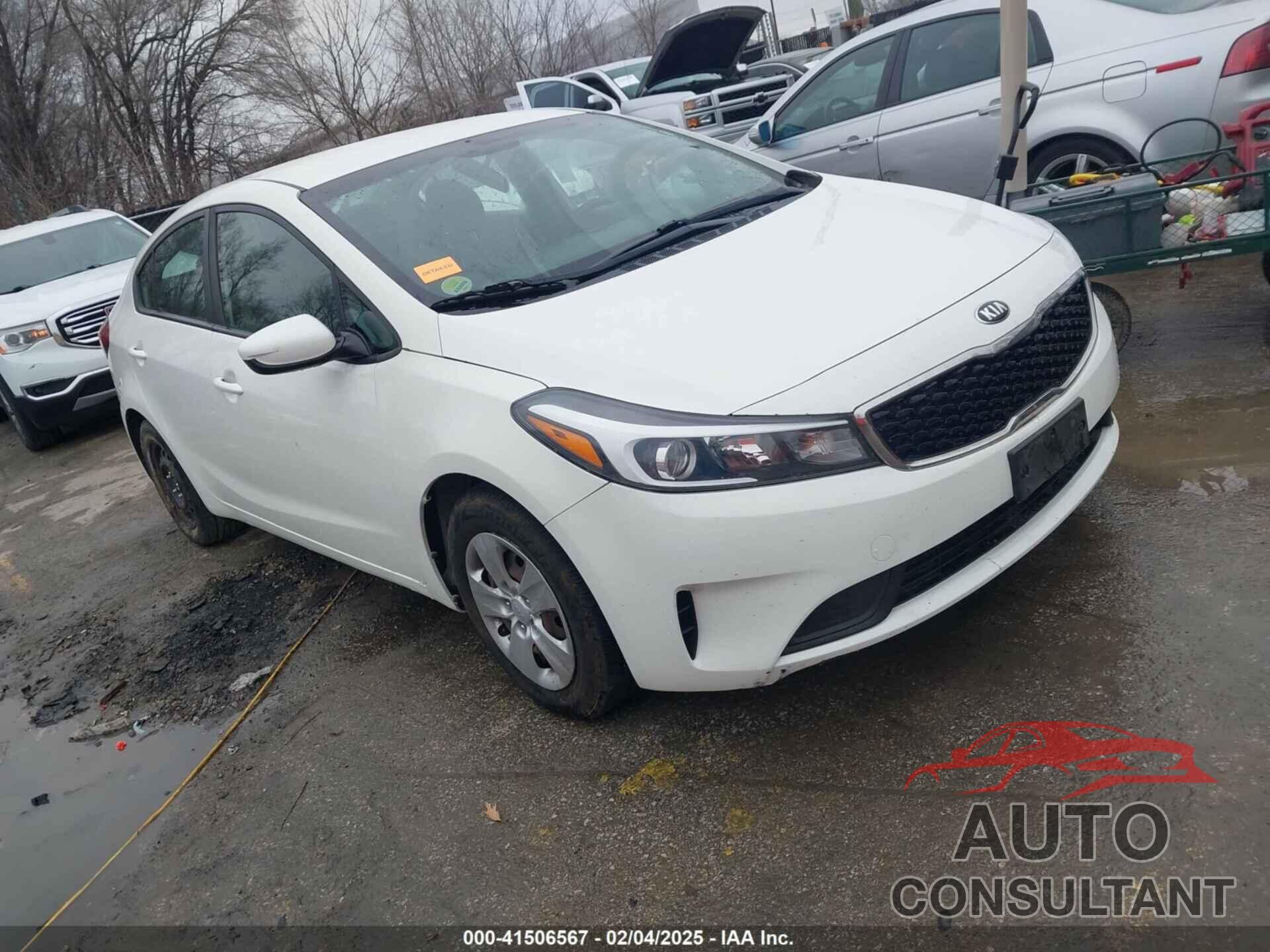KIA FORTE 2018 - 3KPFK4A76JE175532