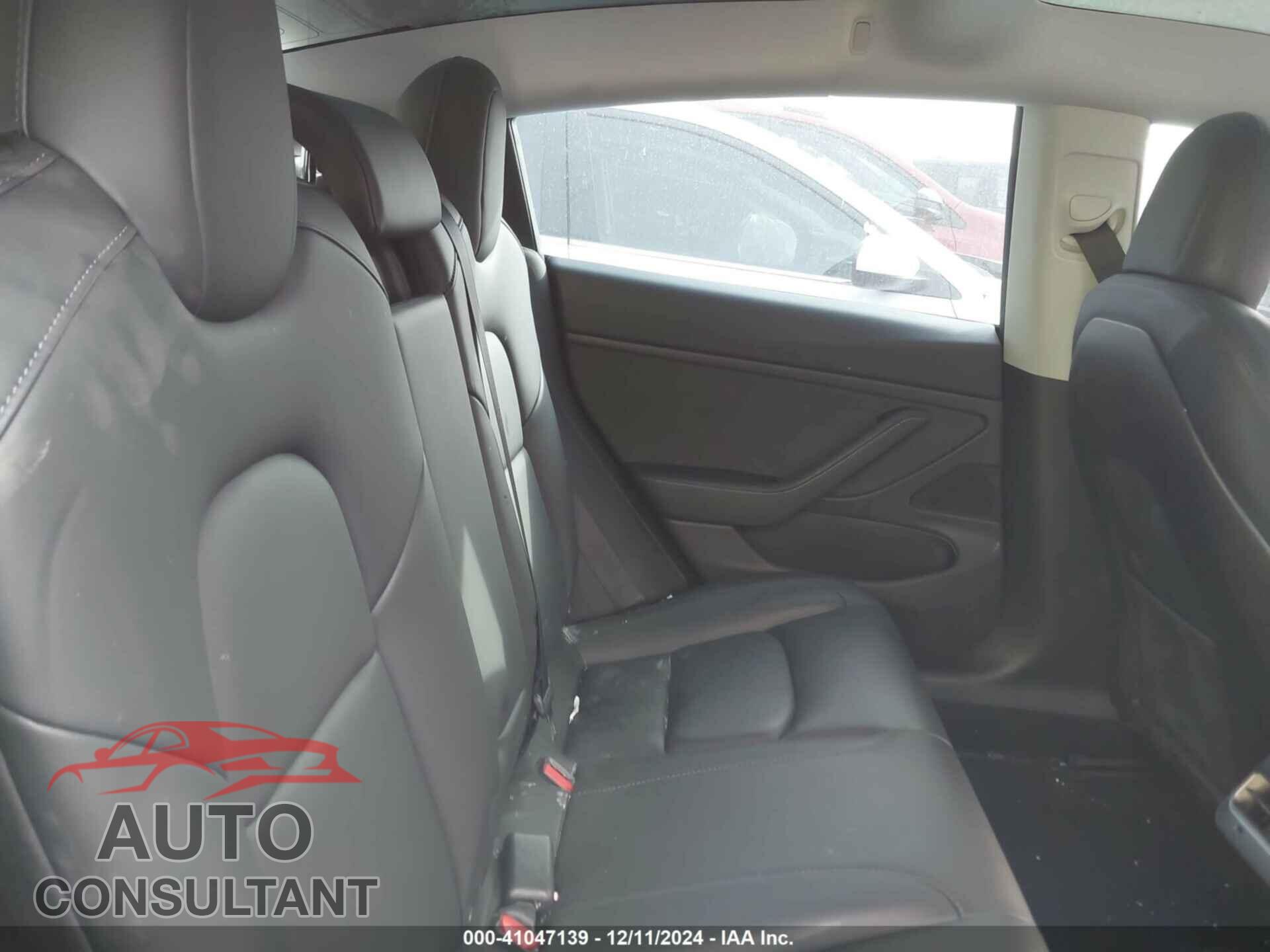 TESLA MODEL 3 2019 - 5YJ3E1EA8KF305451