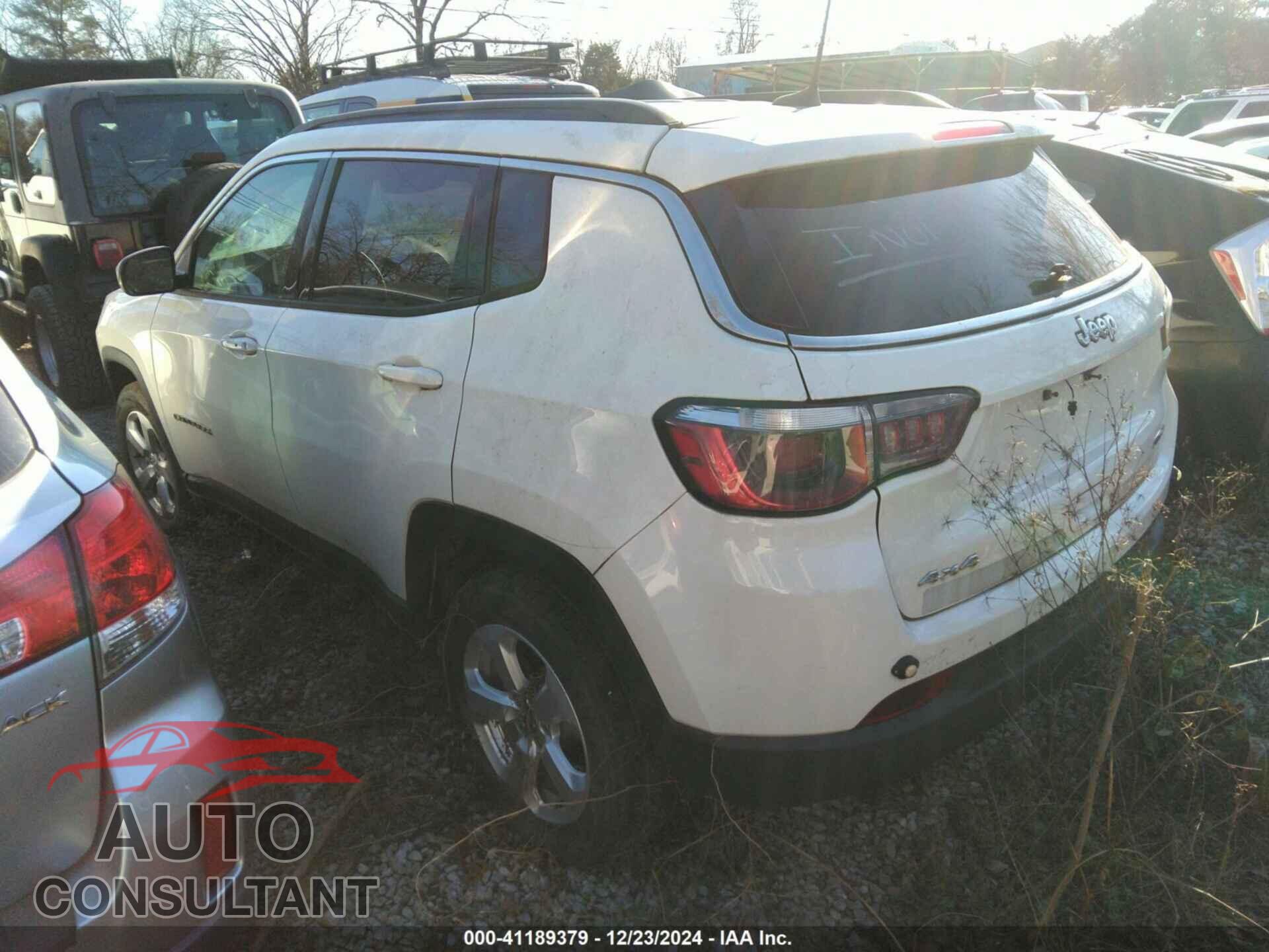 JEEP COMPASS 2019 - 3C4NJDBB9KT671925