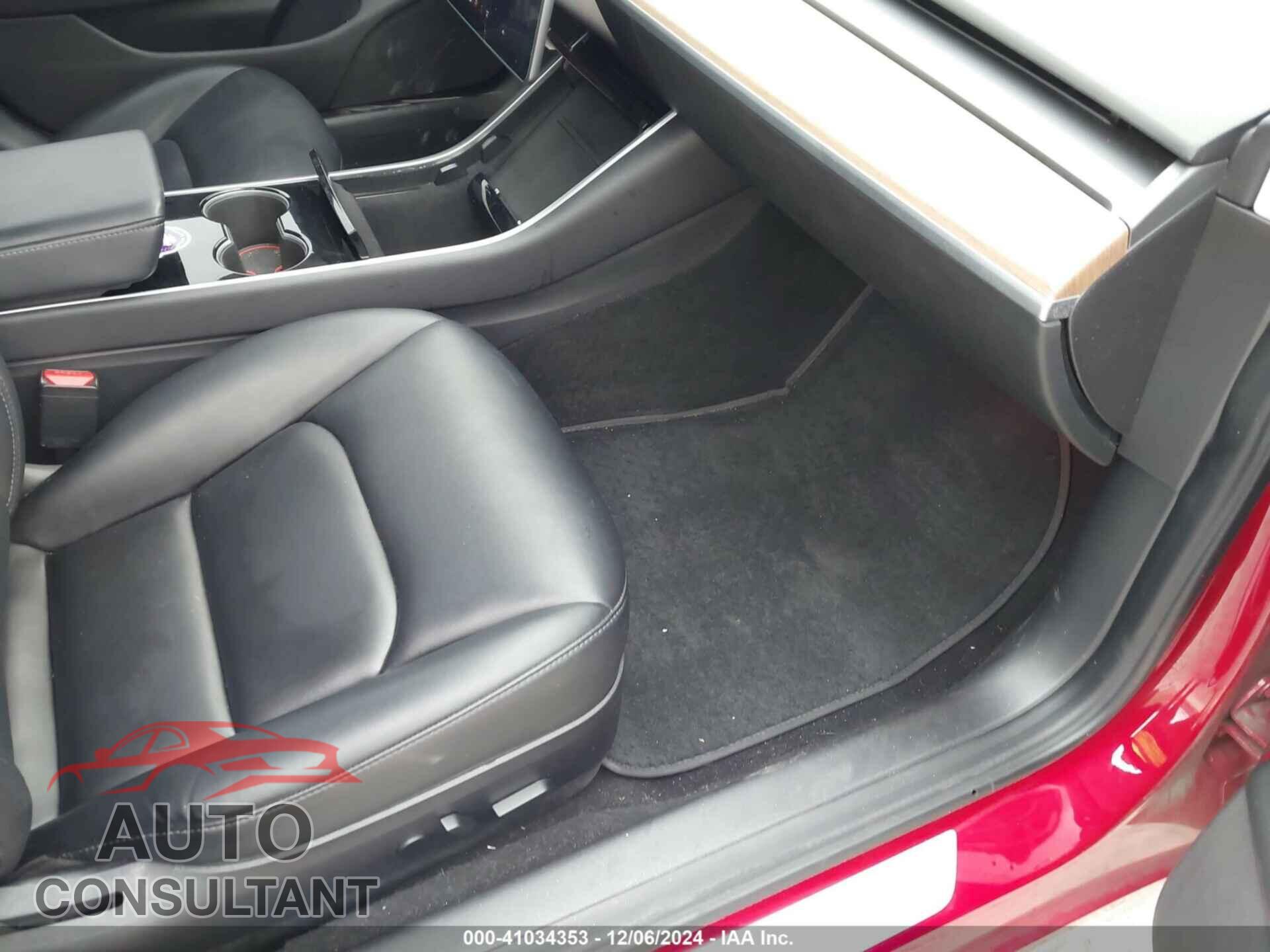 TESLA MODEL 3 2018 - 5YJ3E1EB6JF117356