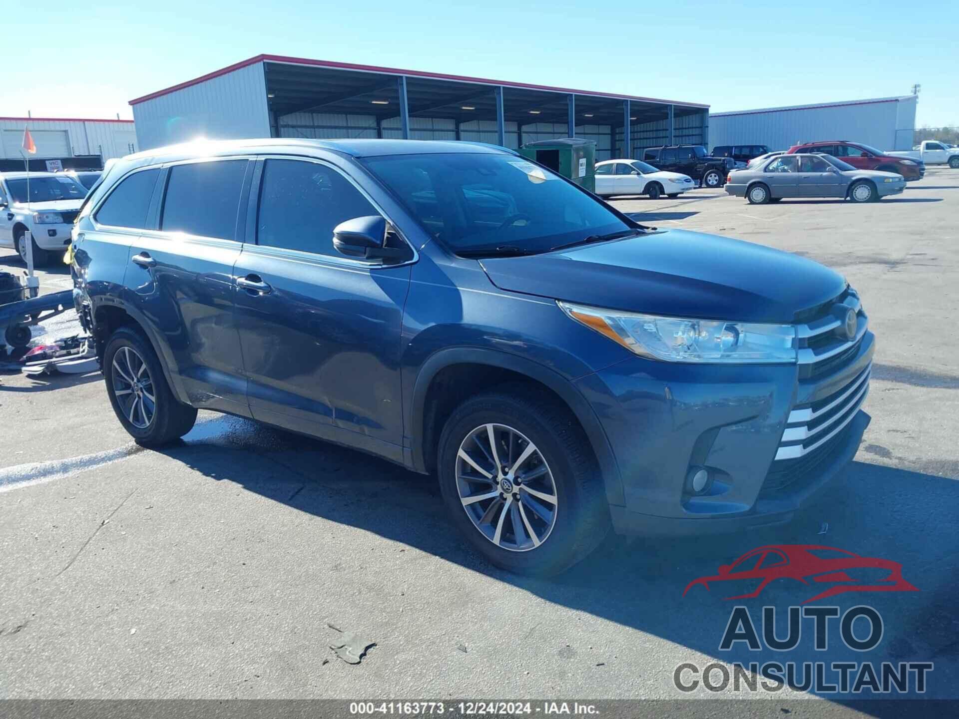 TOYOTA HIGHLANDER 2017 - 5TDKZRFHXHS509666