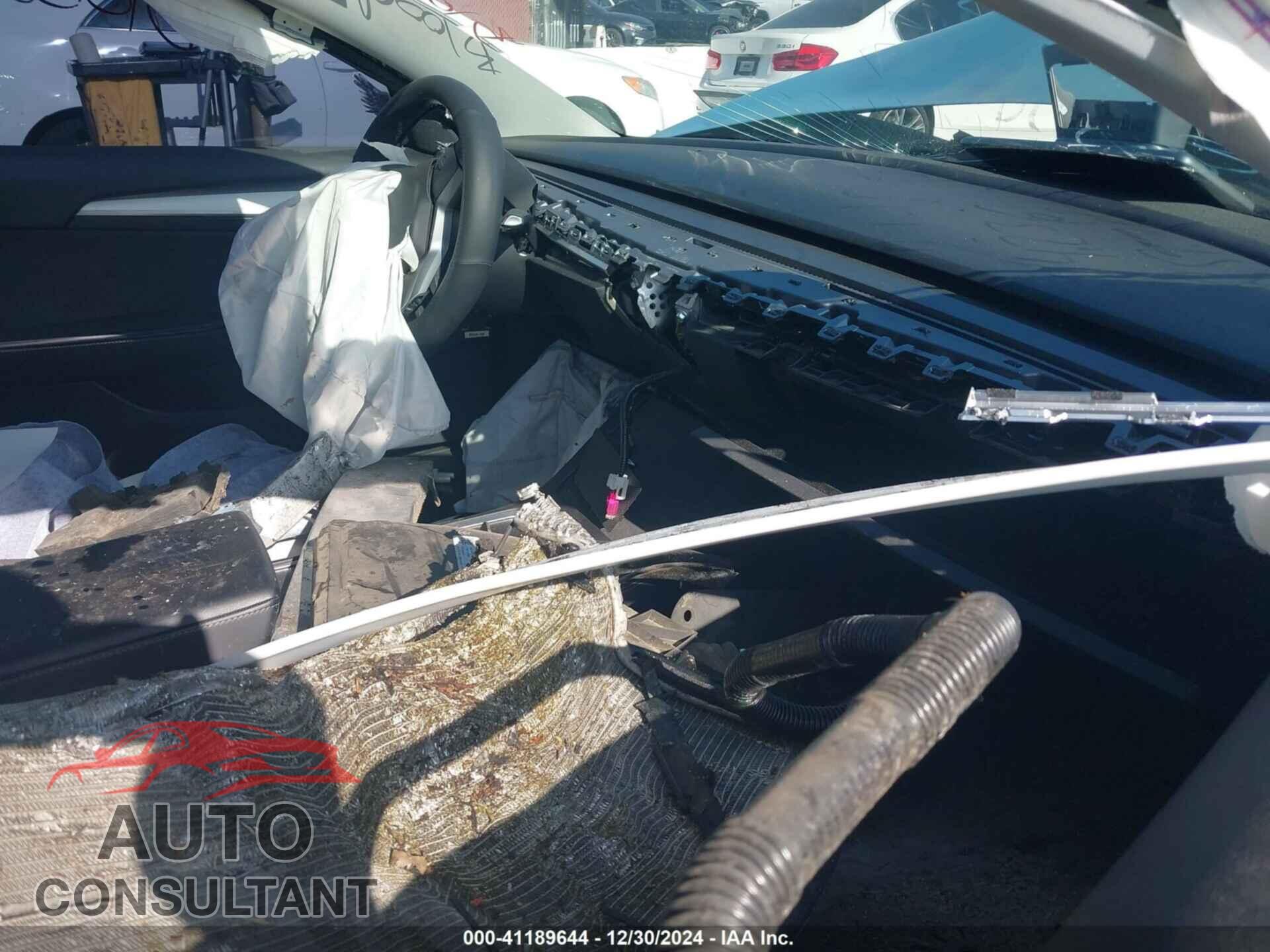 TESLA MODEL 3 2022 - 5YJ3E1EC1NF144236