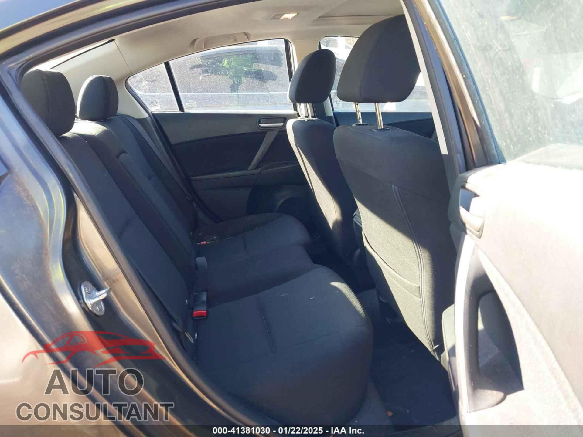 MAZDA MAZDA3 2011 - JM1BL1VF8B1441939