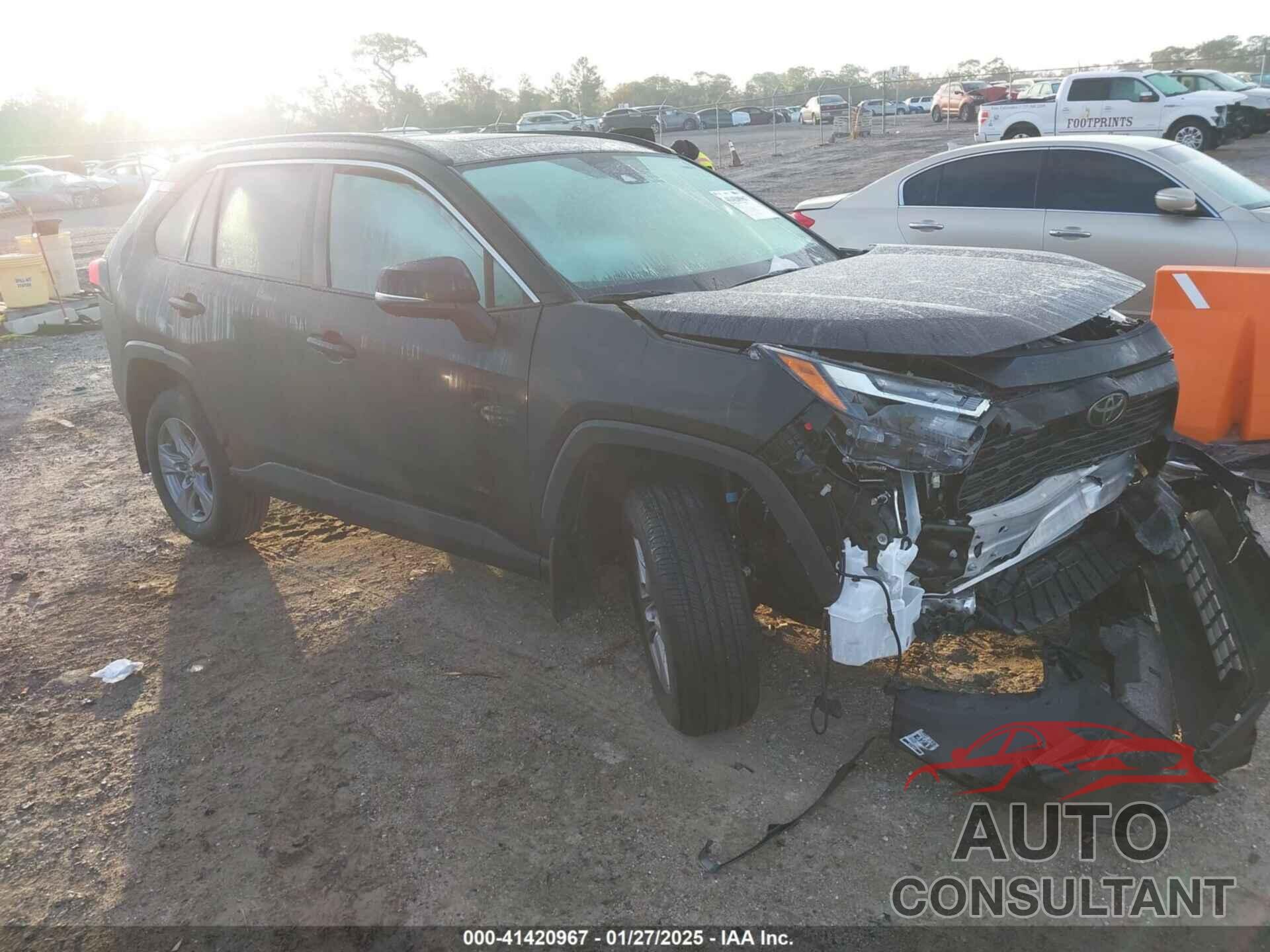 TOYOTA RAV4 2024 - 2T3W1RFV6RC289345