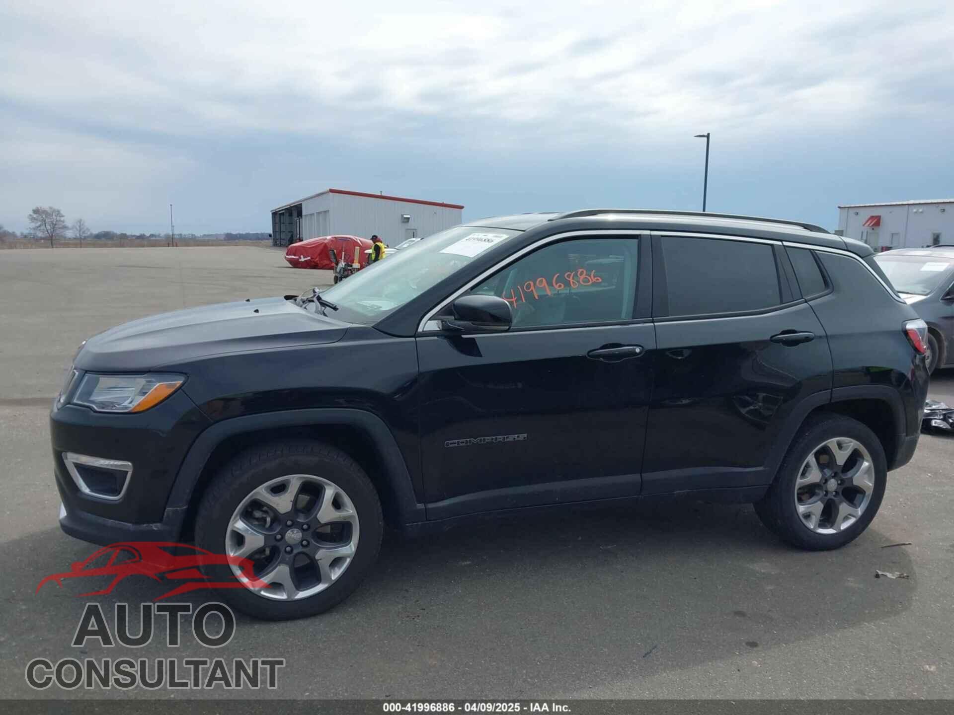 JEEP COMPASS 2019 - 3C4NJDCBXKT651567