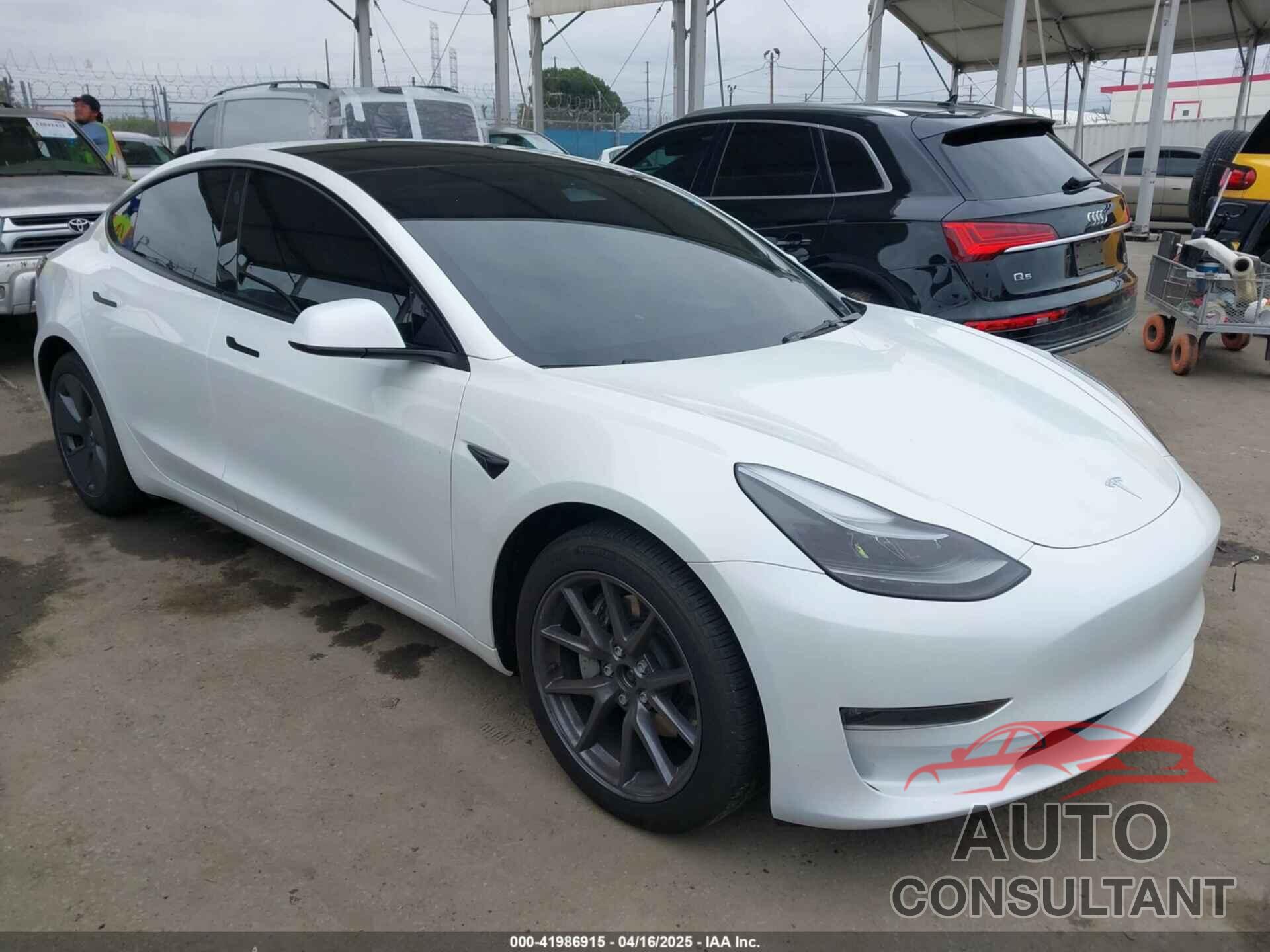TESLA MODEL 3 2023 - 5YJ3E1EBXPF712235