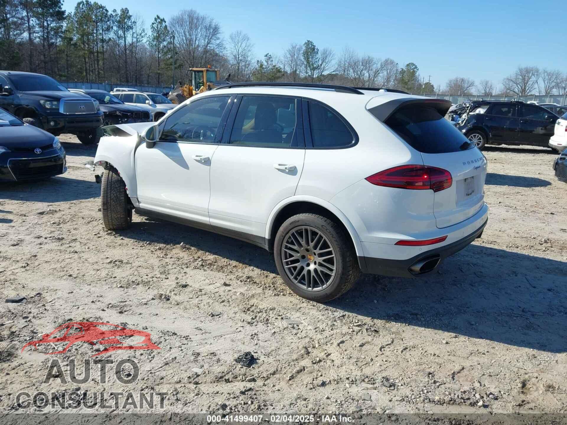 PORSCHE CAYENNE 2017 - WP1AA2A24HKA86733