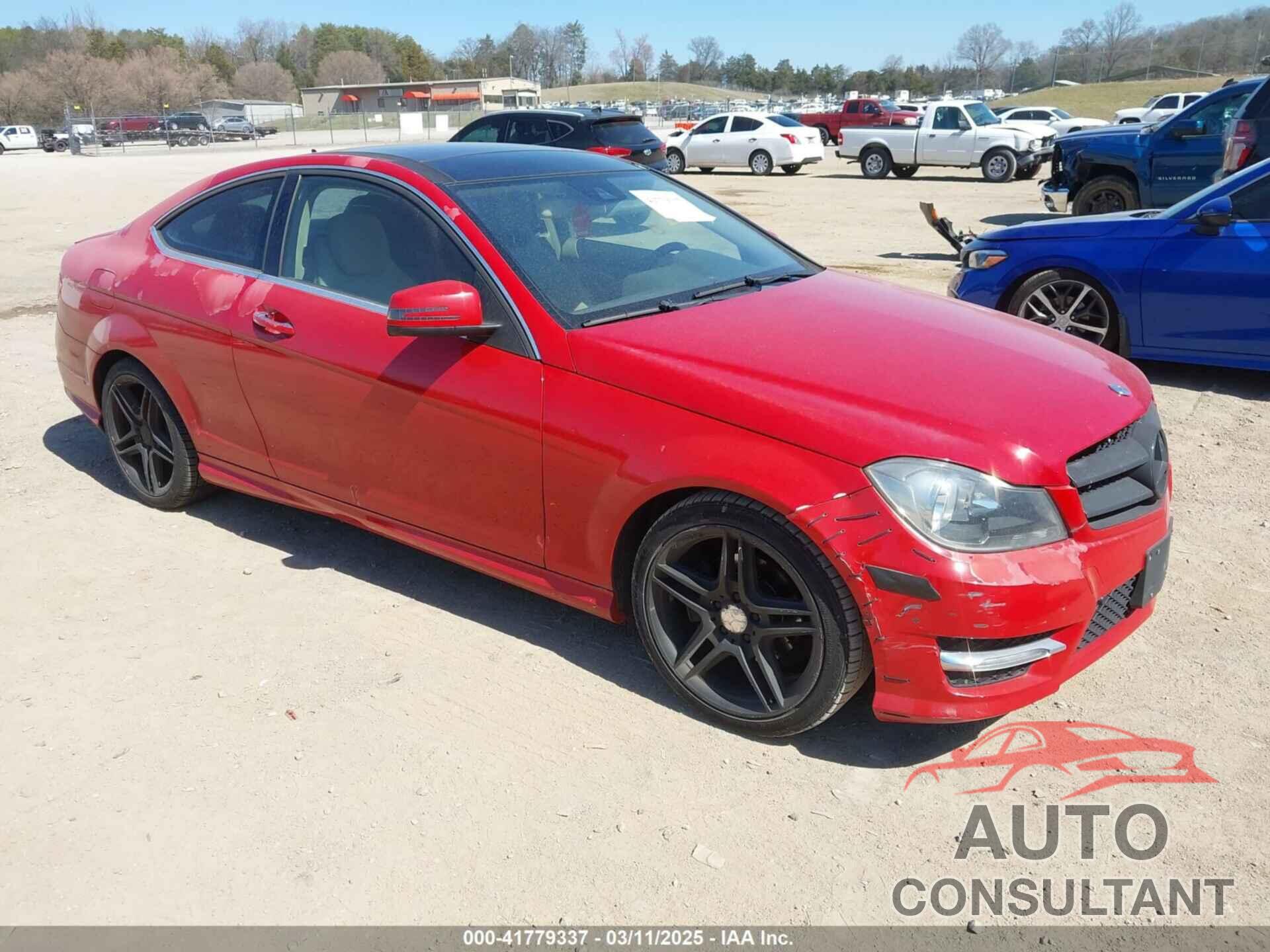 MERCEDES-BENZ C 250 2012 - WDDGJ4HB3CF813428