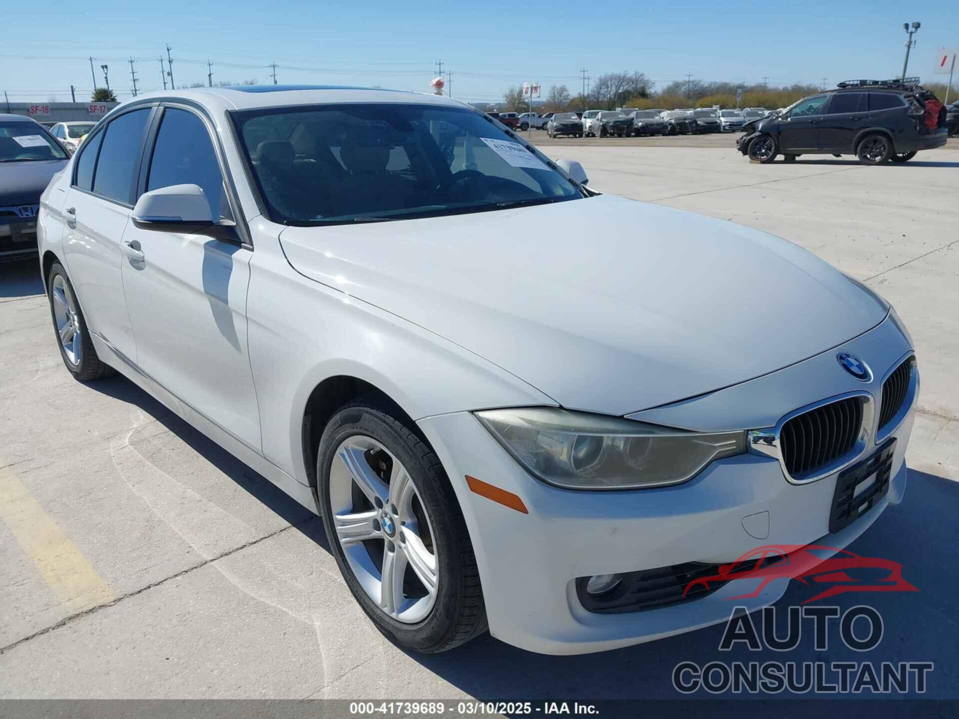 BMW 328I 2014 - WBA3A5G50ENP27803