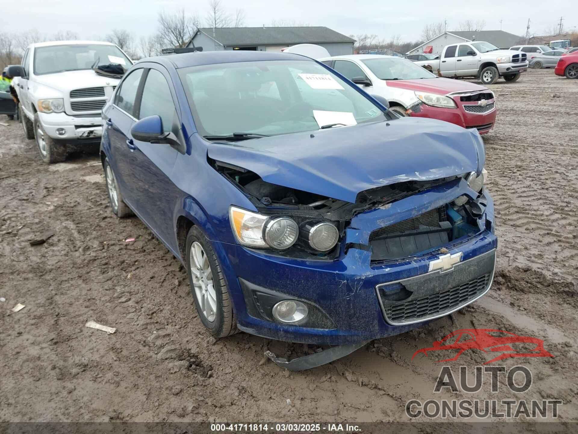 CHEVROLET SONIC 2014 - 1G1JC5SG7E4117814