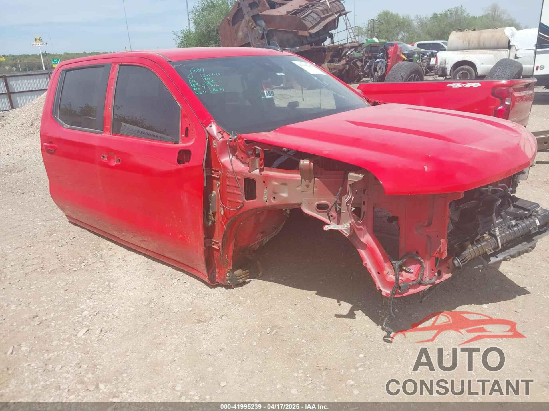 CHEVROLET SILVERADO 1500 2023 - 2GCUDEED9P1151433