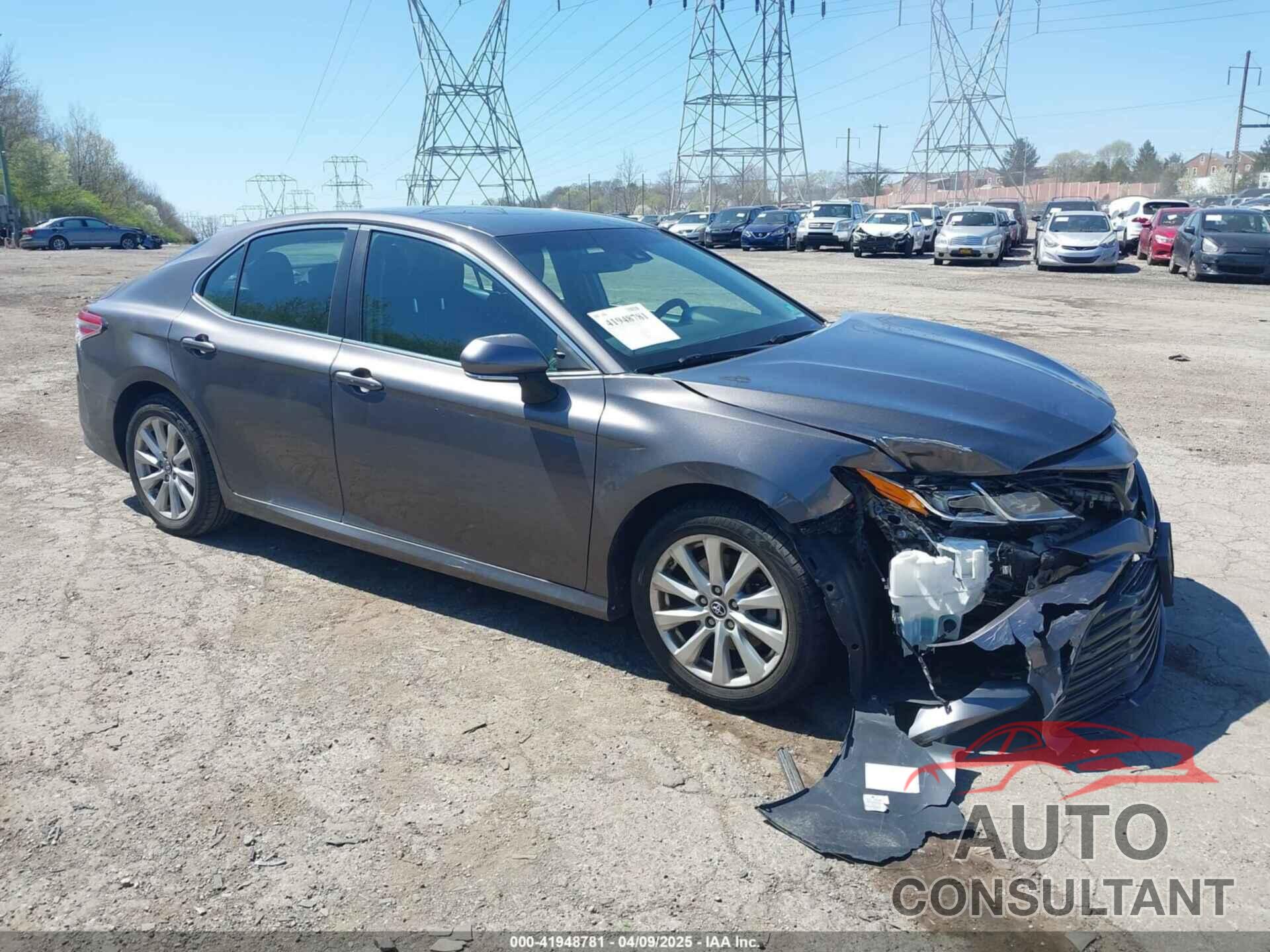 TOYOTA CAMRY 2018 - 4T1B11HK7JU046867