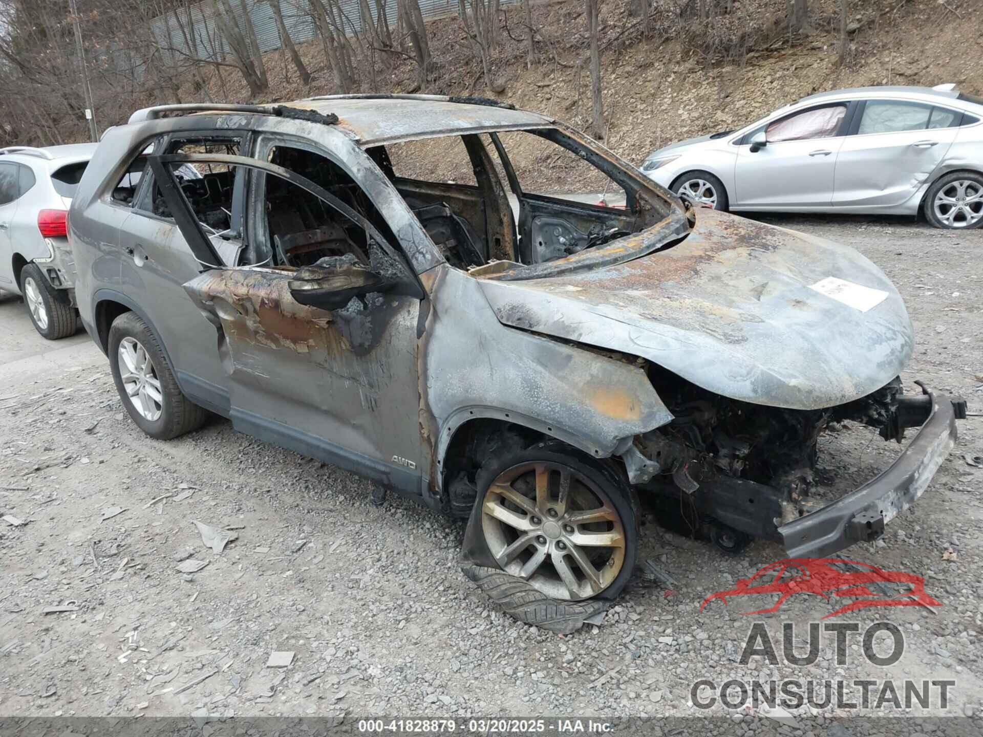 KIA SORENTO 2014 - 5XYKTDA68EG452273