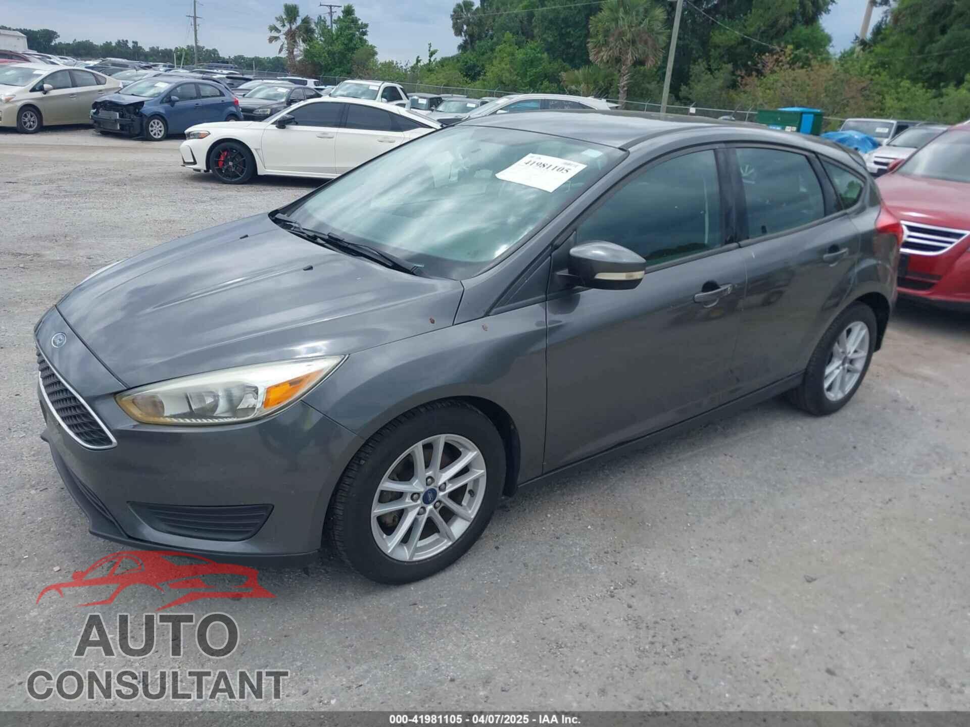 FORD FOCUS 2017 - 1FADP3K25HL278910