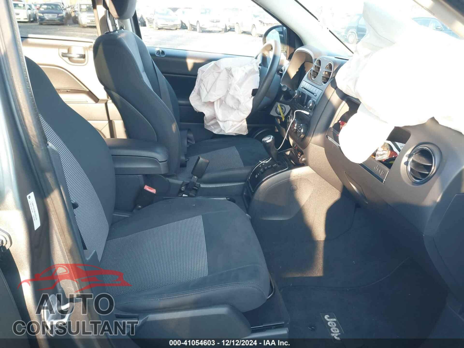 JEEP COMPASS 2011 - 1J4NT1FA4BD285746