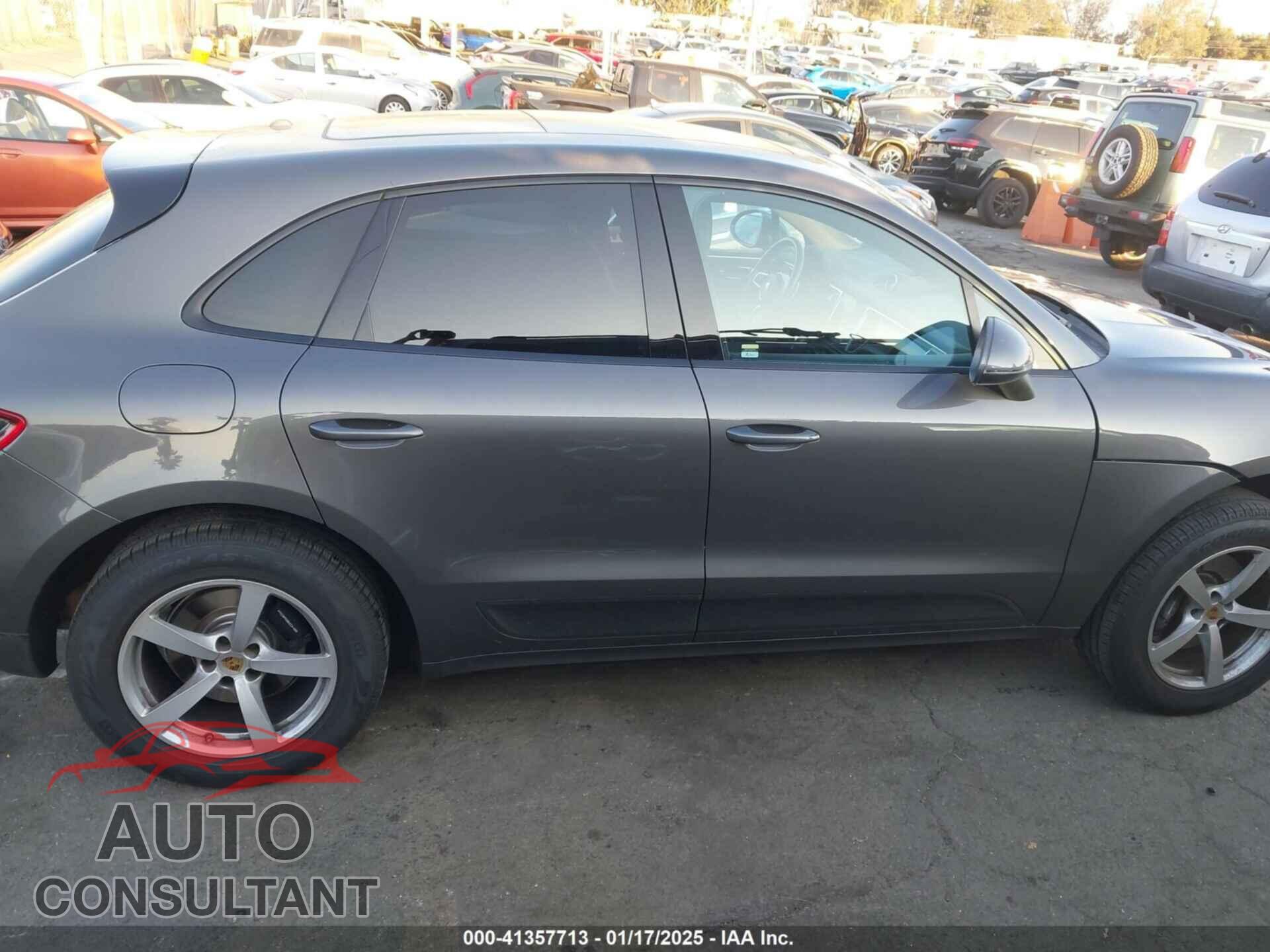 PORSCHE MACAN 2018 - WP1AA2A51JLB14059